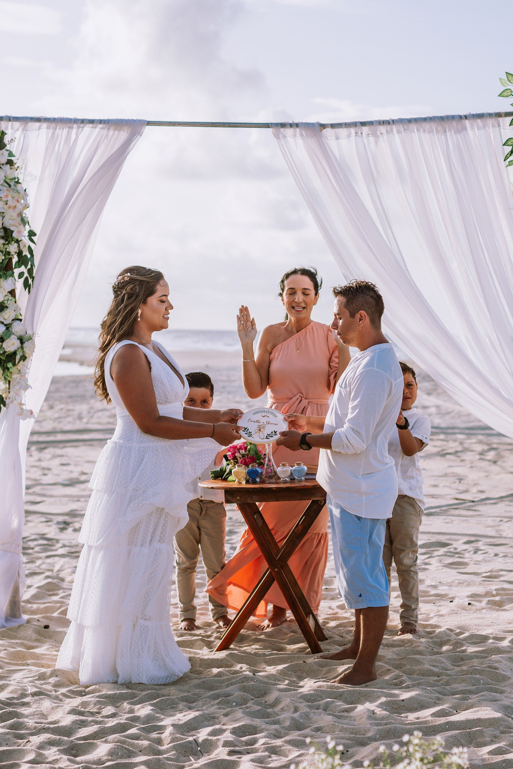 Renovação de votos Camila e Bruno. R&S Fotografia e Filme fotografamos e filmamos casamentos, ensaios diversos, eventos em geral e hotelaria
