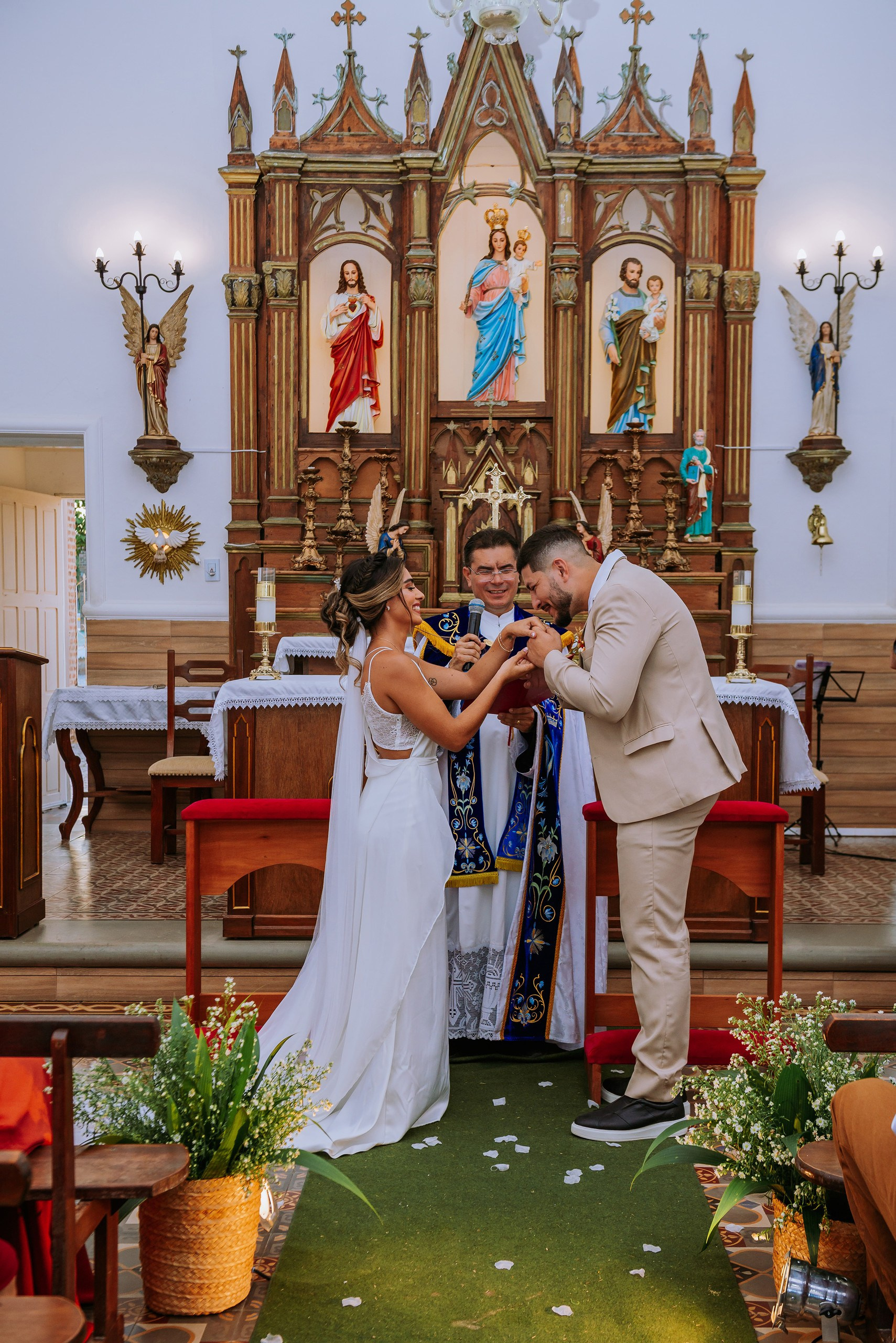 Casamento Thainá e Felipe. R&S Fotografia e Filme fotografamos e filmamos casamentos, ensaios diversos, eventos em geral e hotelaria