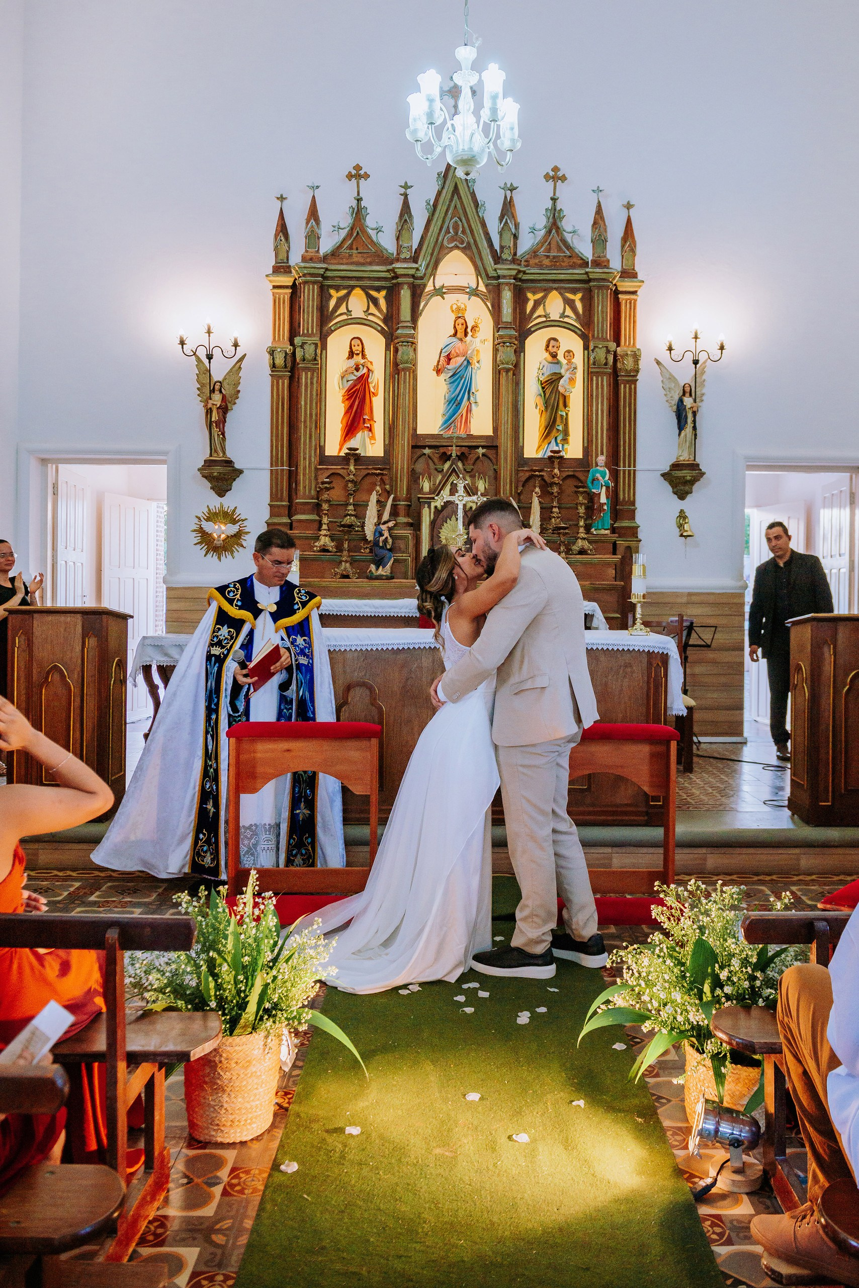 Casamento Thainá e Felipe. R&S Fotografia e Filme fotografamos e filmamos casamentos, ensaios diversos, eventos em geral e hotelaria