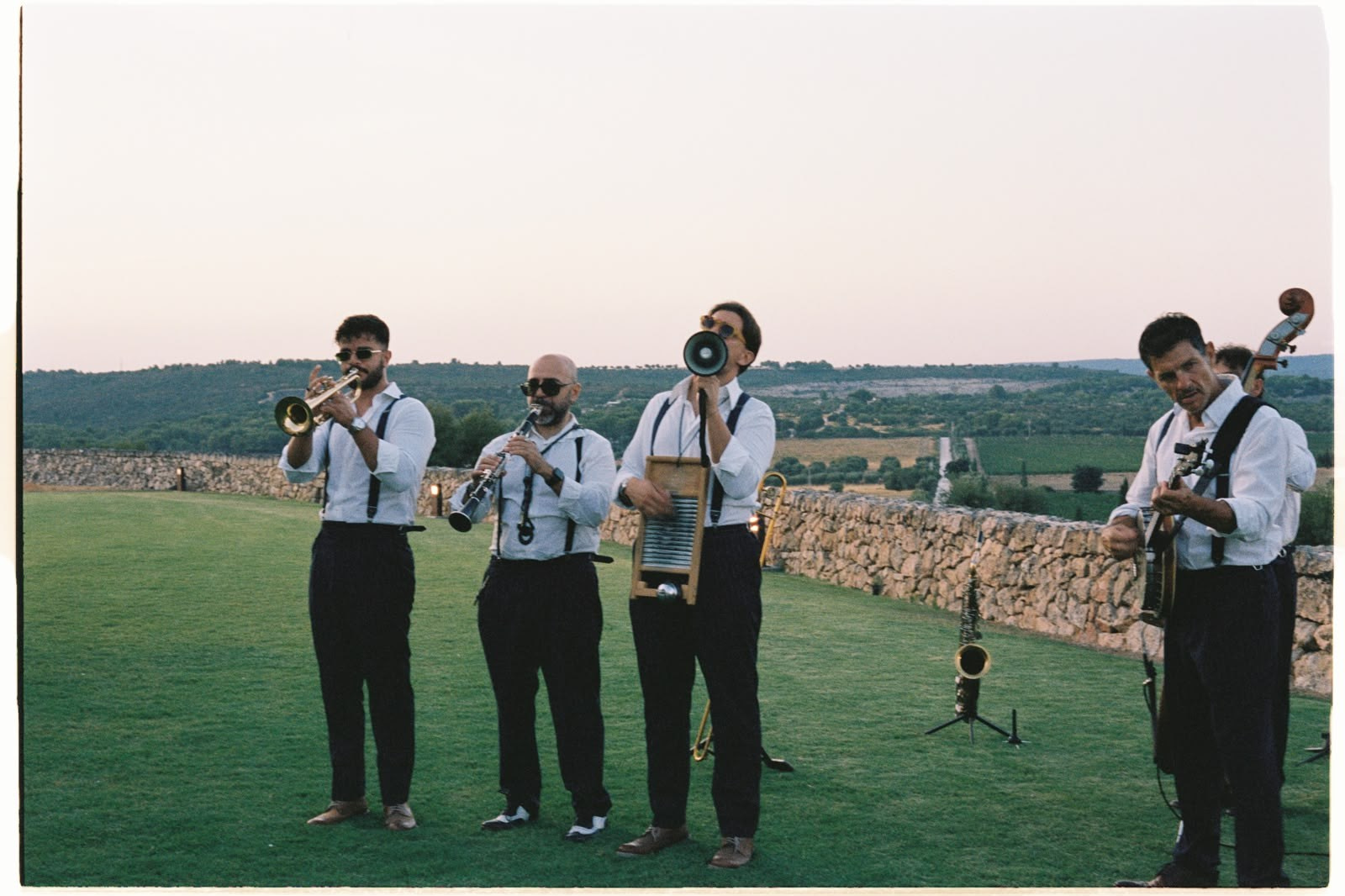 Sara Luca | Digital+Film wedding Photographer | Italy and Europe