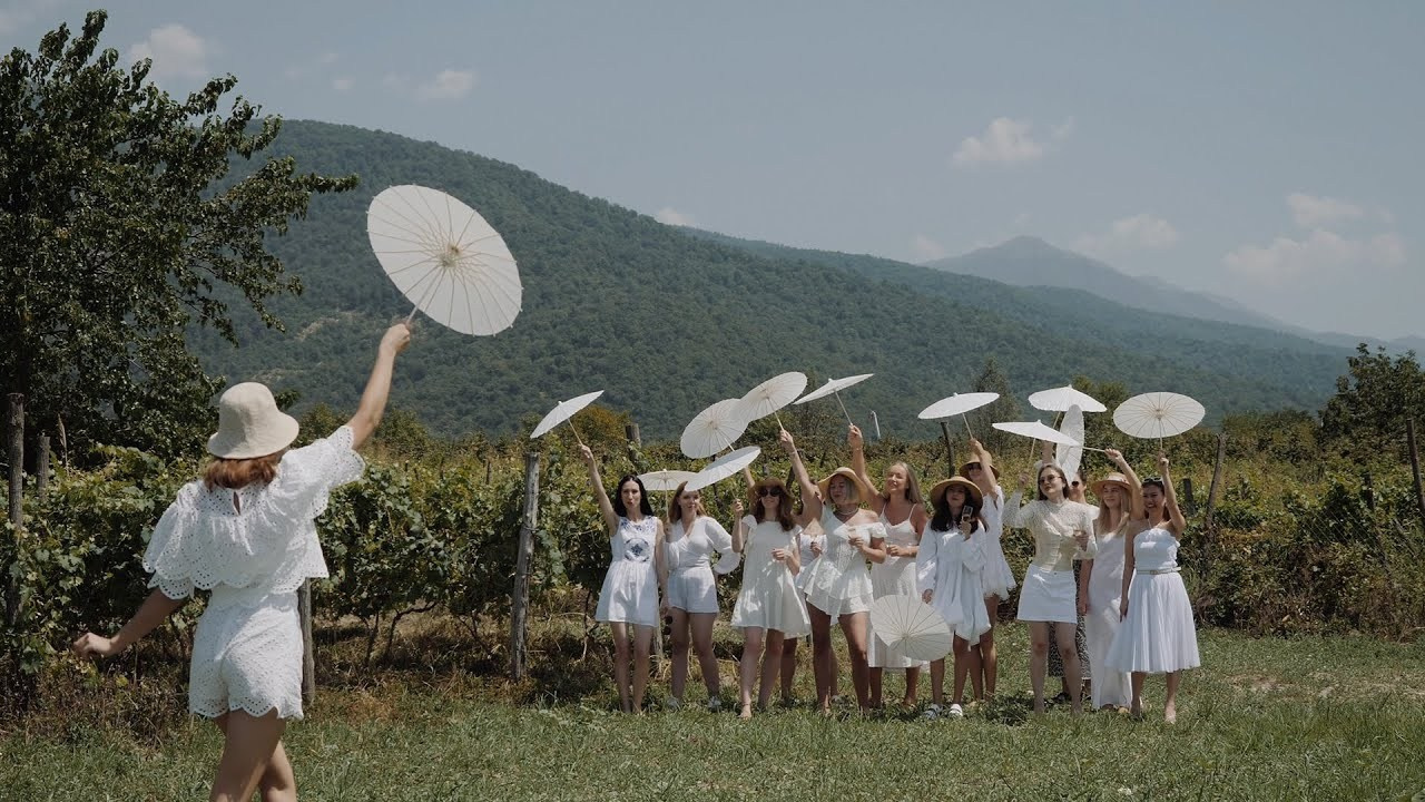 Wedding stories. Videographers Storytellers film Italy France