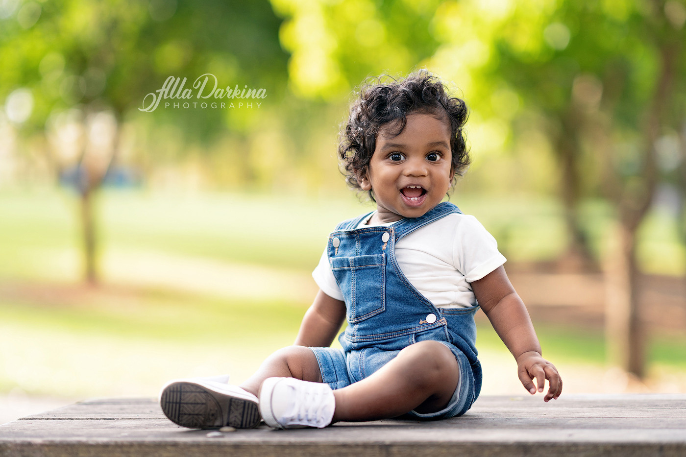 Family session price guide. Newborn and family photographer. Hills District. Sydney