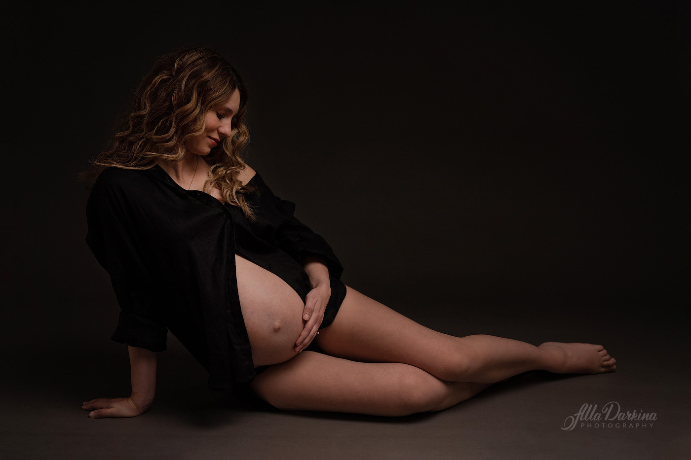 Maternity session session price guide. Newborn and family photographer. Hills District. Sydney