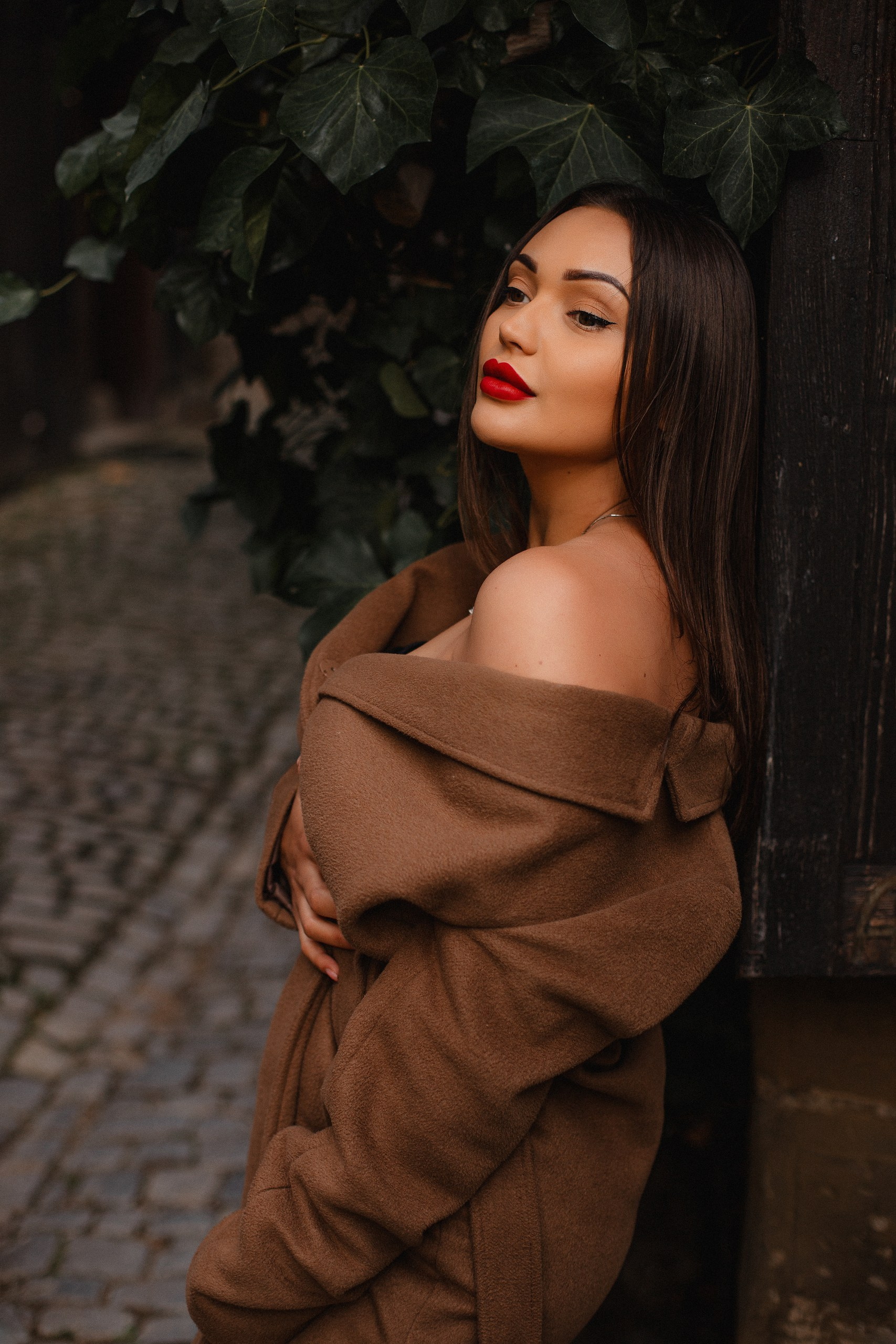 weibliches Winter outdoor Fotoshooting. Frauen Fotografie in Heilbronn, Stuttgart, Heidelberg, Öhringen.