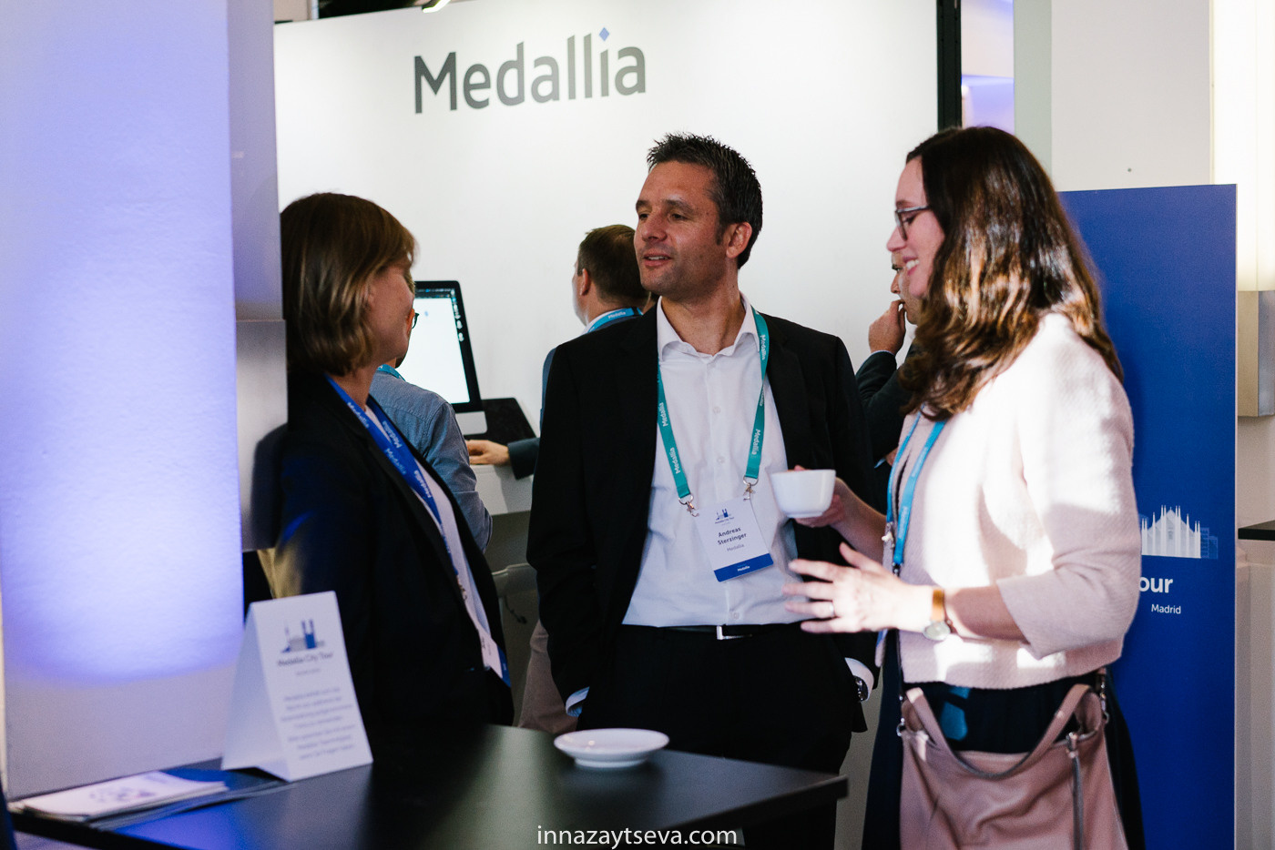 Eventfotograf: Konferenzen, Messen, Firmen- und Privatveranstaltungen. Inna Zaytseva Photography | Fotografin in München | Content Creation