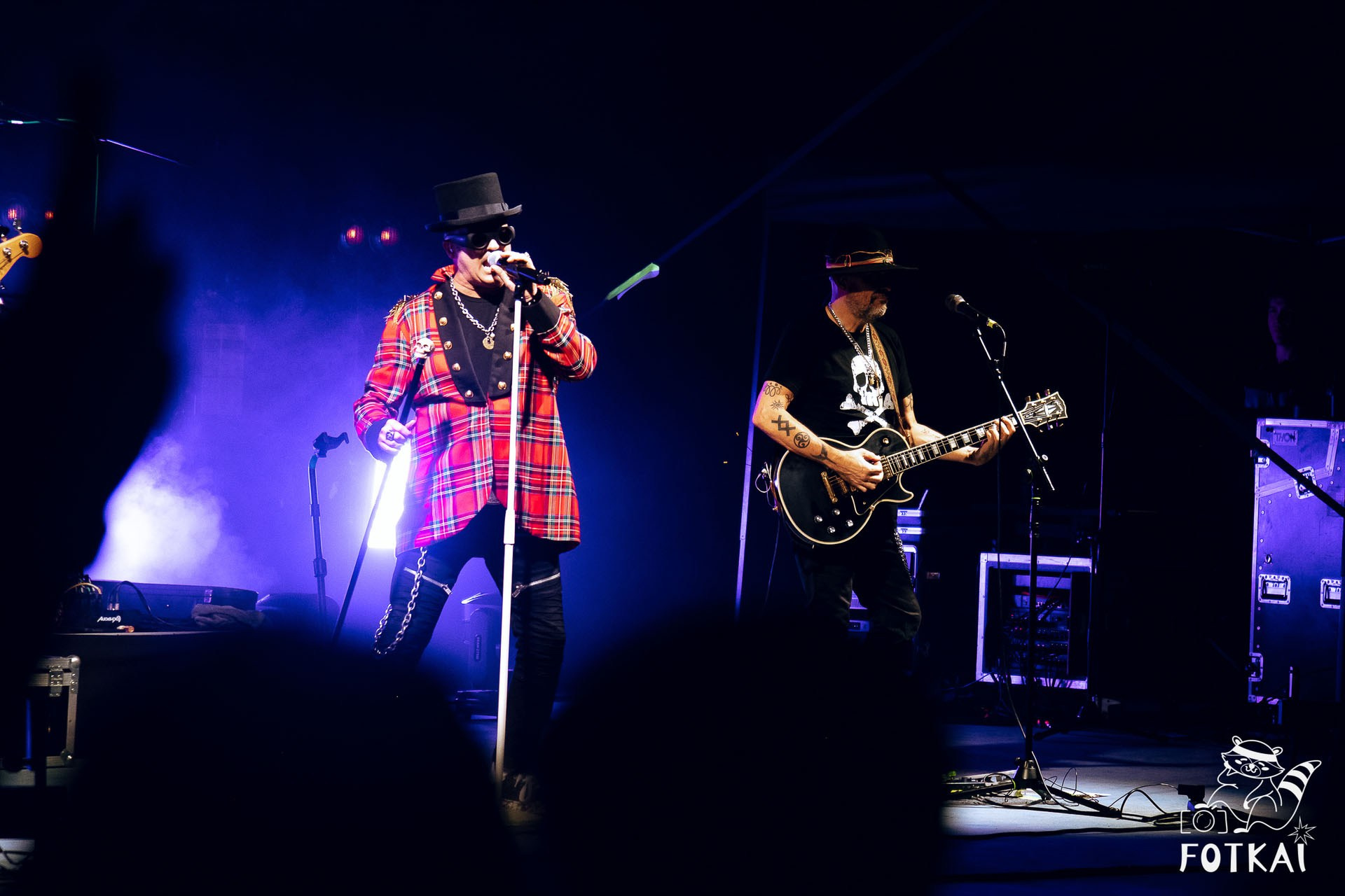 Фотоотчёт Street Food Market Torrevieja — Seguridad Social & Las Hienas DJs | FOTKAI