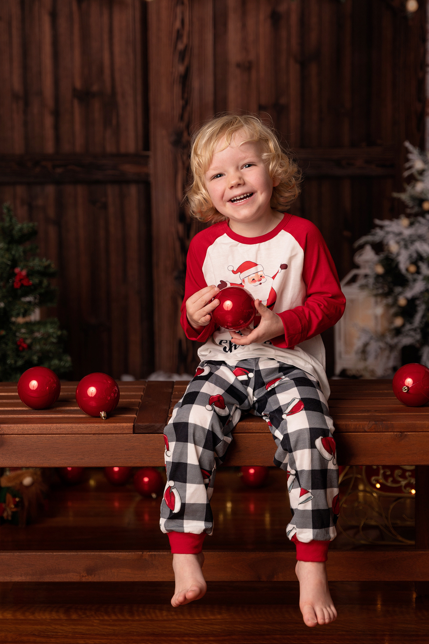 Christmas mini sessions 2025| Sydney. Newborn and family photographer. Hills District. Sydney
