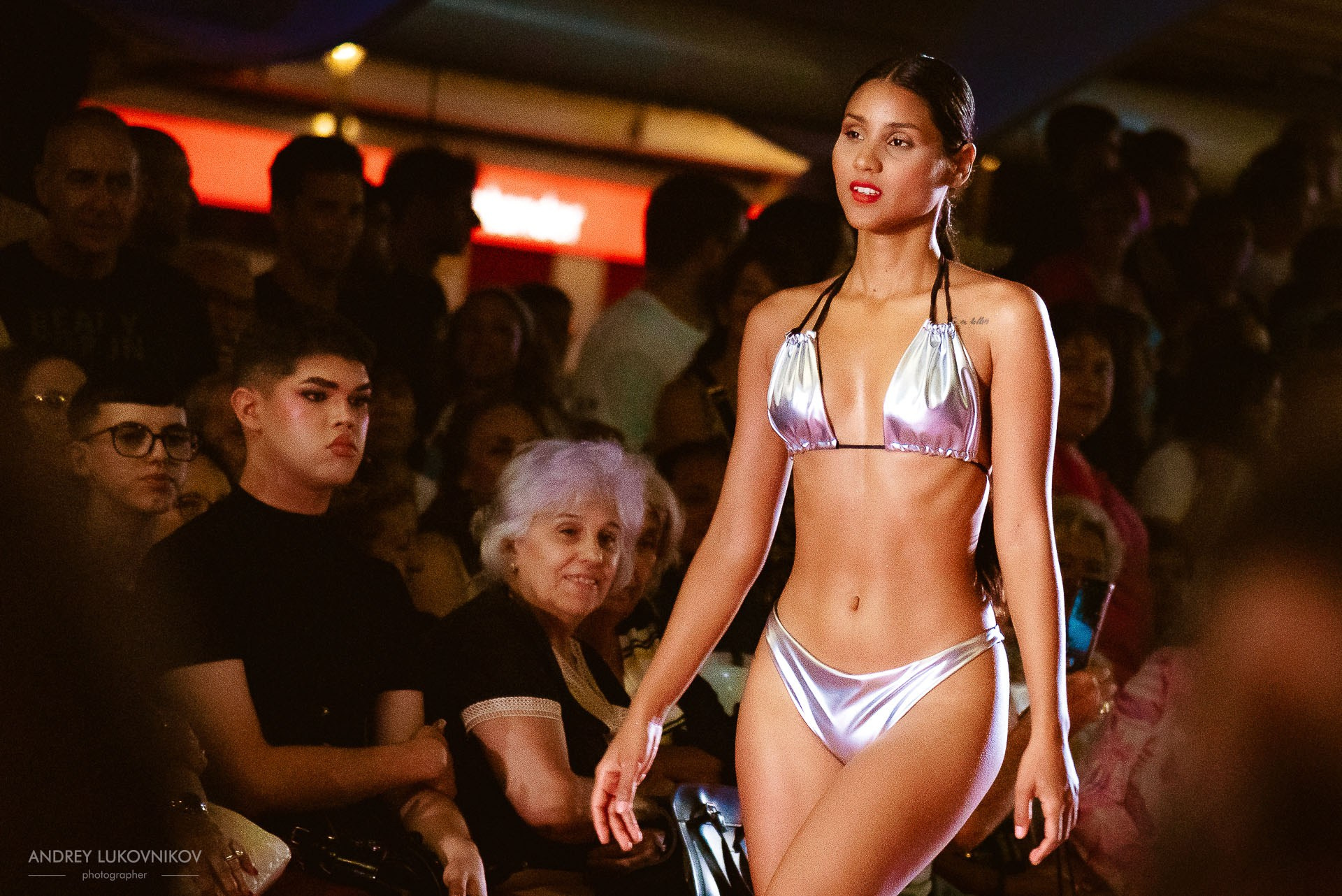 Reportaje del Fin de Semana de Torrevieja 2024 — Fotógrafo de Desfiles de Moda en España, Andrey Lukovnikov