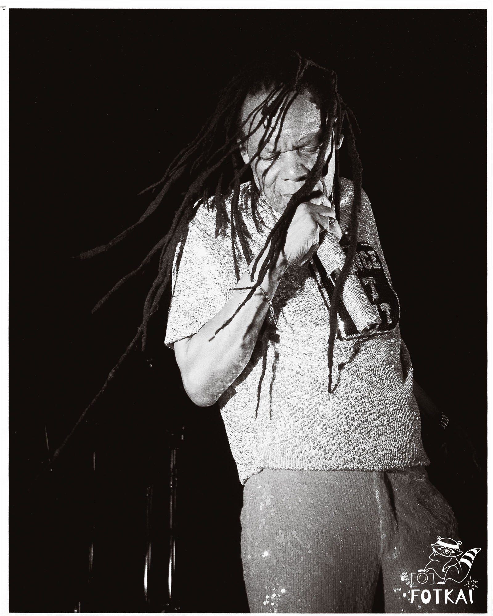 Greg Bannis y Bryan Adams UK conquistan San Fulgencio con una noche de rock, soul y energía imparable | FOTKAI