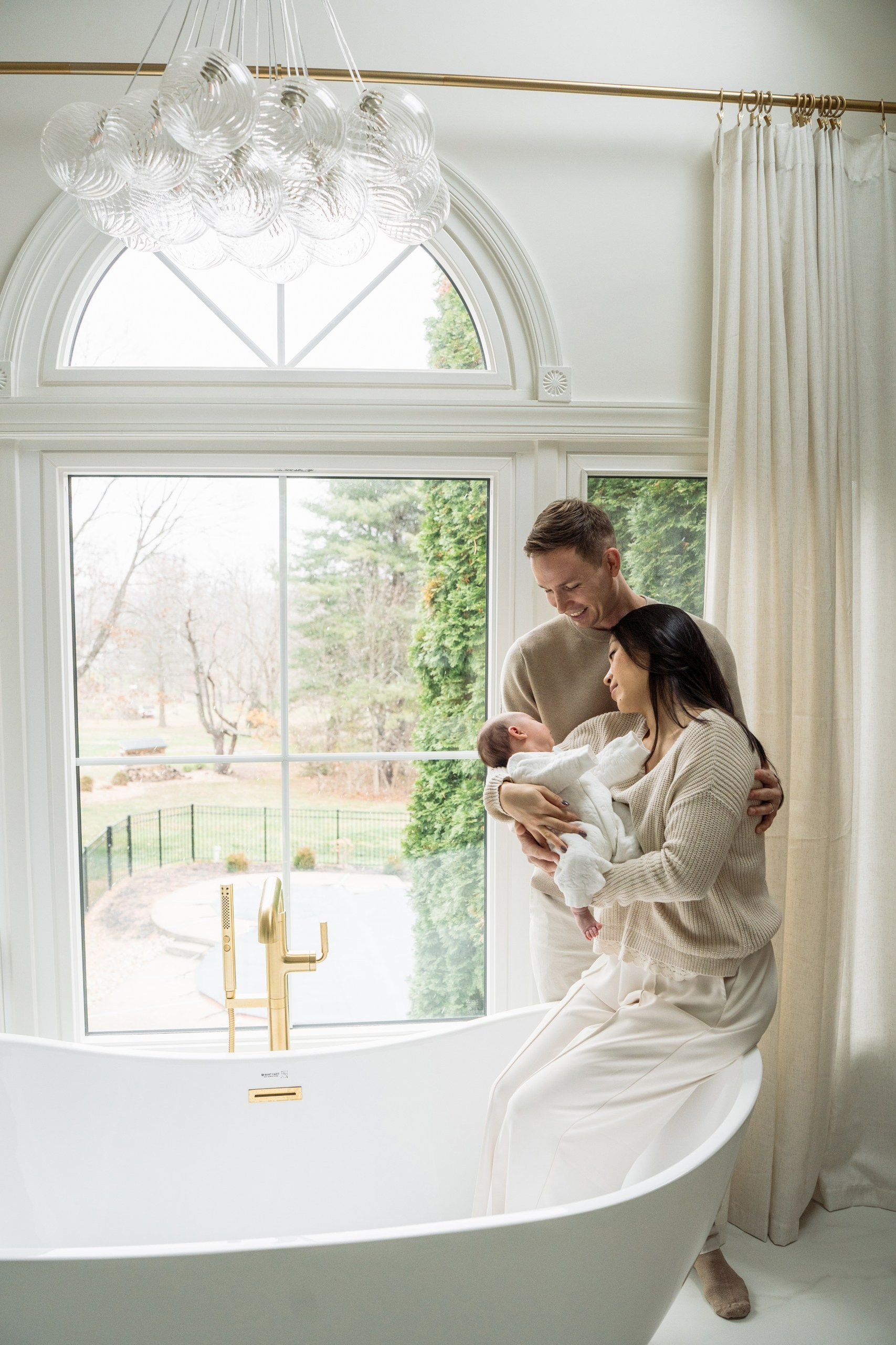 Kristine, Brian, Sloane. Alisa Tant — Family and newborn photographer Bucks County, Montgomery county, Philadelphia, NJ