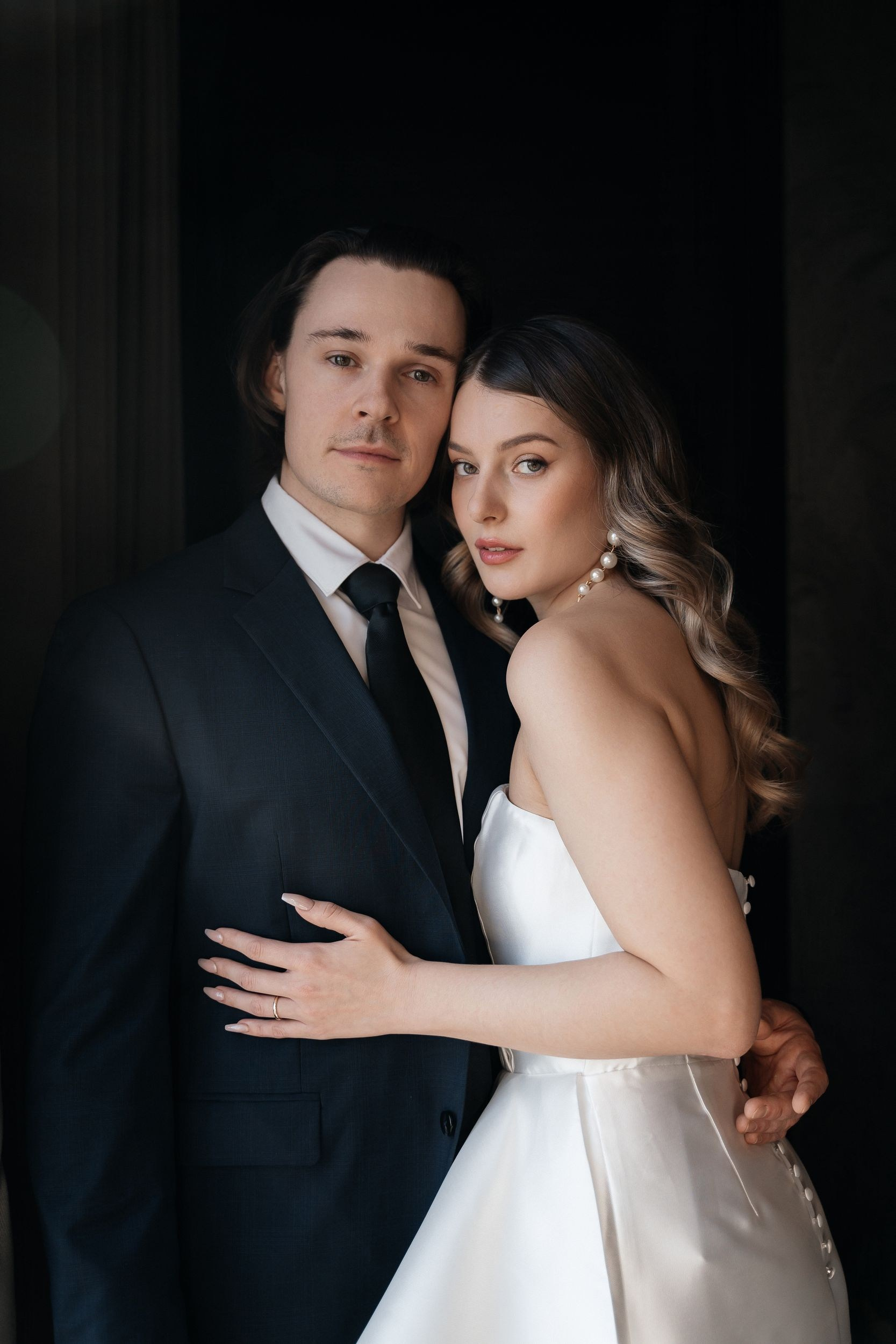 Getting Ready Together Before the Wedding Day. Wedding photographer & videographer Frankfurt | Denis Mirosnik