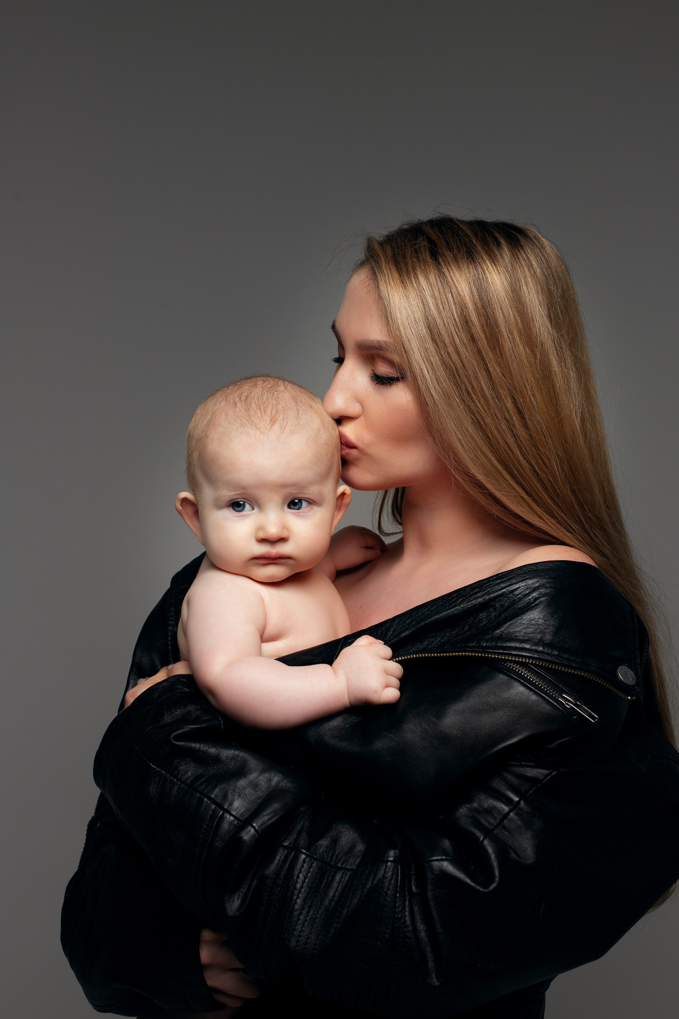 Studioshooting für Mama und Baby. Familien shooting in Heilbronn, Stuttgart, Heidelberg, Öhringen