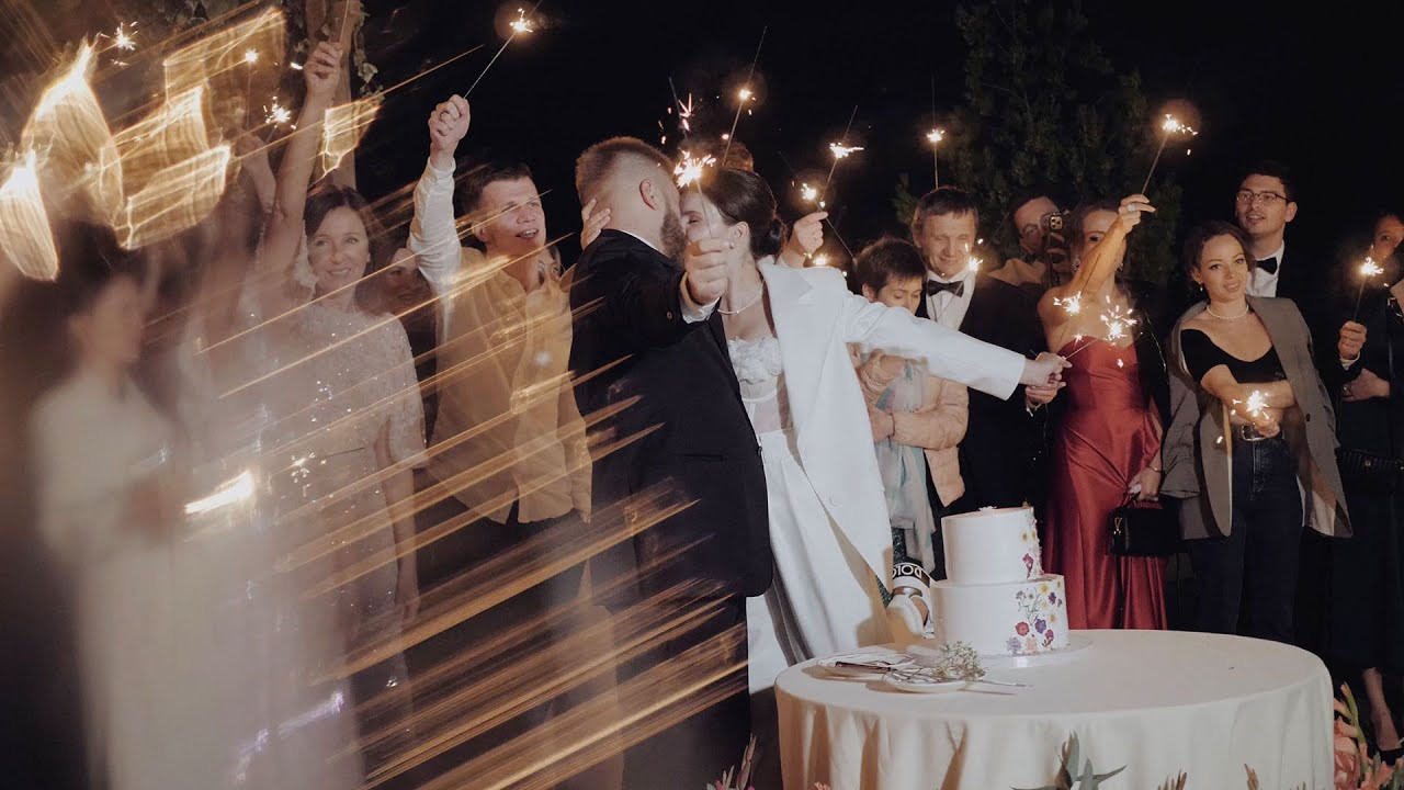 Wedding stories. Videographers Storytellers film Italy France