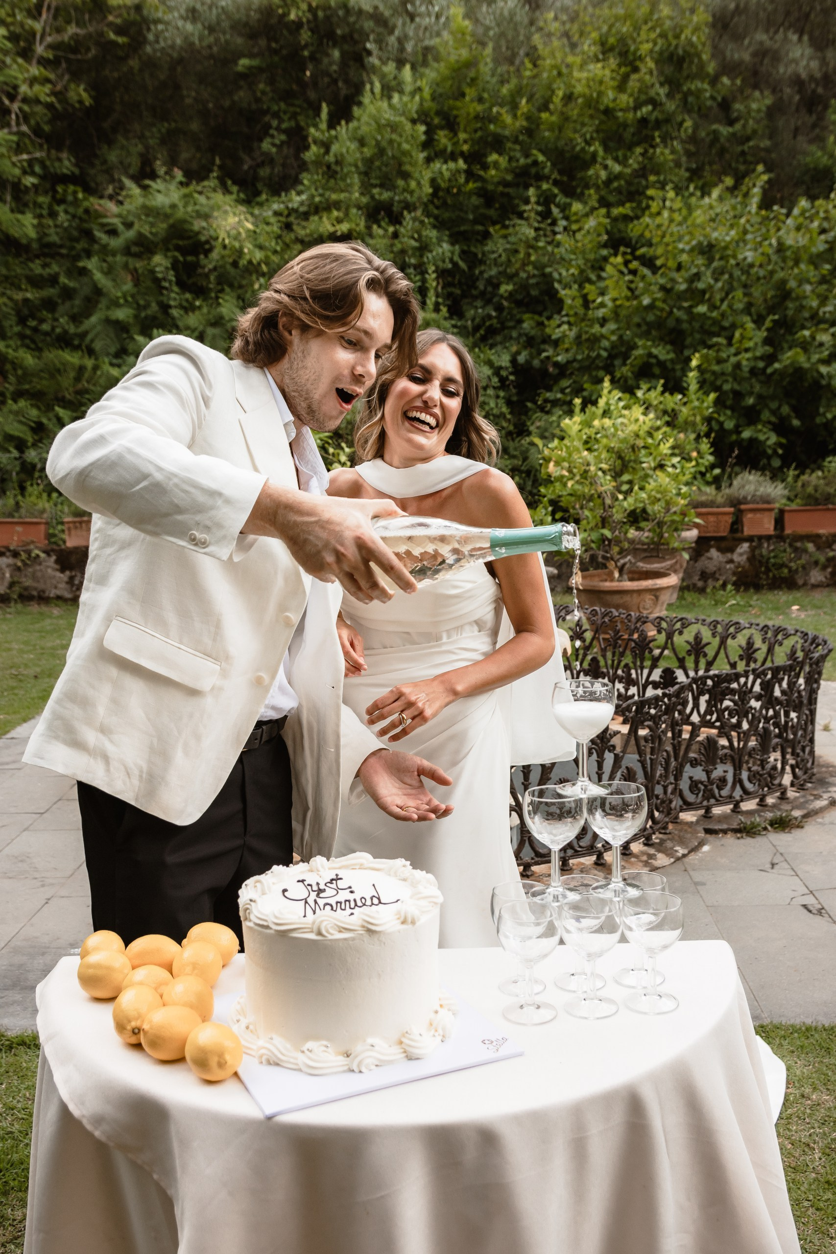 Wedding. Wedding and elopement photographer Italy Tuscany Como Milan Pavia Marija Galaka
