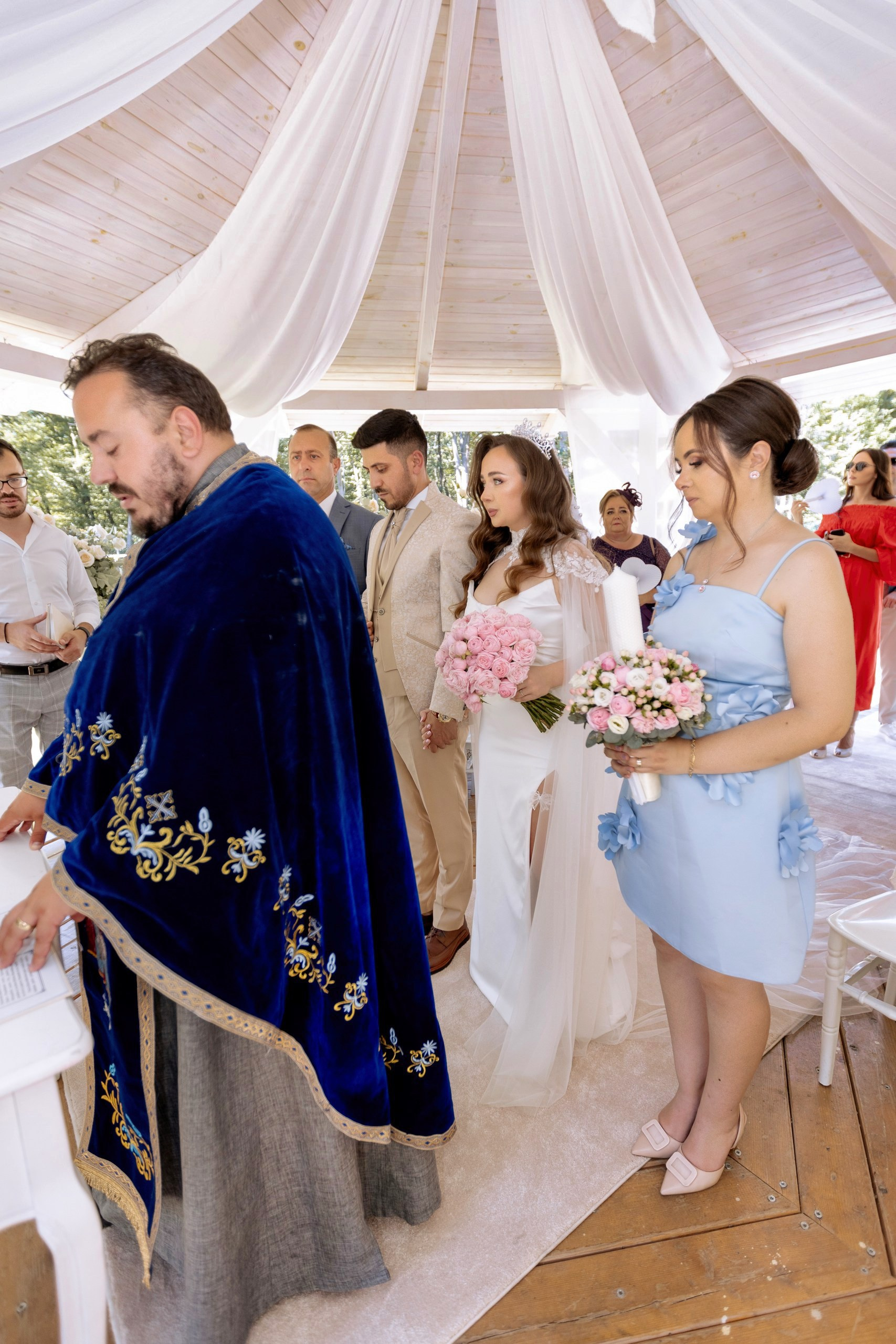 botez Luca Nectarie 22 februarie 2026 fotograf profesionist • fotograf botez Botoșani Luca Nectarie biserică • părinți Răzvan și Ramona botez copil emoții familie • nași Marin și Rodica botez copil fotografie profesională • detalii botez lumânare cristelniță biserică România • copil Luca Nectarie în brațe la botez moment emoționant • familie fericită la botez copil fotograf Alin Chirilă • fotografie botez naturală lumină caldă biserică • portret copil botez Luca Nectarie fotograf profesionist • momente autentice botez România familie și nași • slujbă botez copil imagini emoționante biserică • fotograf botez Iași și Botoșani Alin Chirilă - nunta--fotograf-profesionist-botosani - fotografie-nunta-romantica - imagini-nunta-in-natura-alin-chirila-fotograf - fotografii-cuplu-indragostit-nunta-botosani - sedinta-foto-miri-andrei-iustina-alinofotostudio - amintiri-din-nunta-realizate-de-fotograf-profesionist - povestea-nuntii-andrei-si-iustina-in-imagini-alinofotostudio-fotograf evenimente- evenimente Botoșani -fotograf Suceava - fotograf Iași- servicii foto. servicii foto Botoșani. servicii foto video Botoșani. otograf-nunta-botosani-fotograf nunta. fotograf evenimente. fotograf nunta Botoșani. Alin chirila. Alin chirila fotograf. Alinofotostudio.- servicii foto. servicii foto Botoșani. servicii foto video Botoșani. fotograf nunta. fotograf evenimente. fotograf nunta Botoșani. Alin chirila. Alin chirila fotograf. Alinofotostudio.fotograf stare civilă,poze stare civilă,album foto stare civilă,servicii foto suceava,fotograf evenimente suceava,fotograf nuntă suceava,poze cununie civilă,ședință foto stare civilă,sesiune foto suceava,fotograf profesionist suceava,fotograf botosani,stare civila botosani,alinofotostudio,alin chirila fotograf.servicii foto. servicii foto Botoșani. servicii foto video Botoșani. fotograf nunta. fotograf evenimente. fotograf nunta Botoșani. Alin chirila. Alin chirila fotograf. Alinofotostudio.fotograf stare civilă,poze stare civilă,album foto stare civilă,servicii foto suceava,fotograf evenimente suceava,fotograf nuntă suceava,poze cununie civilă,ședință foto stare civilă,sesiune foto suceava,fotograf profesionist suceava,fotograf botosani,stare civila povestitor prin fotografiebotosani,alinofotostudio,alin chirila fotograf,servicii foto. servicii foto Botoșani. servicii foto video Botoșani. fotograf nunta. fotograf evenimente. fotograf nunta Botoșani. Alin chirila. Alin chirila fotograf. Alinofotostudio.fotograf stare civilă,poze stare civilă,album foto stare civilă,servicii foto suceava,fotograf evenimente suceava,fotograf nuntă suceava,poze cununie civilă,ședință foto stare civilă,sesiune foto suceava,fotograf profesionist suceava,fotograf botosani,stare civila botosani,alinofotostudio,alin chirila fotograf,cununie religioasă botoșani,andreea și neculai,capela militară botoșani,foto conacul zăicești,fotograf nuntă botoșani,fotograf cununie religioasă,foto evenimente botoșani,poze cununie capela militară,ședință foto zăicești,fotograf profesionist botoșaniMire și mireasă – Sergiu & Liliana – ziua nunții, 2024 - Emoții în ziua nunții – Sergiu și Liliana - Dansul mirilor – fotografie artistică nuntă 2024 - Sedinta foto romantică în natură – Sergiu & Liliana - Rochia de mireasă și detalii de nuntă elegan-Album de cununie civilă Florin și Anda – Fotografii profesionale realizate de Alin Chirilă în Botoșani -fotograf prin fotografie-Ședință foto Trash the Dress pe muntele Rarău cu Iulian și Iuliana – fotografie de cuplu, natură montană, emoție autentică surprinsă de Alin Chirilă, povestitor prin fotografie.- "Iulian și Iuliana pe crestele Rarăului – fotografie Trash the Dress în natură" - "Cuplu îmbrățișat la apus pe muntele Rarău – ședință foto după nuntă" - "Rochie de mireasă în vânt pe munte – Trash the Dress Rarău-1. Iulian și Iuliana pe muntele Rarău – ședință foto Trash the Dress în natură, cu peisaj montan spectaculos 2. Cuplu în îmbrățișare pe Rarău – emoție autentică surprinsă după nuntă 3. Rochie de mireasă în bătaia vântului – fotografie artistică Trash the Dress în munți 4. Mire și mireasă privind spre orizont – dragoste și libertate pe muntele Rarău 5. Iuliana zâmbind în rochia de mireasă – portret în natură, Trash the Dress 6. Iulian ținându-și mireasa de mână – ședință foto romantică pe munte 7. Detaliu cu rochia pe stâncă – estetică naturală Trash the Dress Rarău 8. Cuplu în mers pe poteca Rarăului – fotografie simbolică de după nuntă 9. Apus de soare pe Rarău în spatele mirilor – imagine de poveste Trash the Dress 10. Iulian și Iuliana râzând împreună – momente autentice surprinse de Alin Chirilă, povestitor prin fotografie-fotograf-nunta-cerbu-botosan trash-the-dress-botosani Alin Chirilă Fotograf – fotograf de nuntă Botoșani-fotograf nuntă Botoșani-fotograf nuntă Cerbu Botoșani-fotograf profesionist nuntă Botoșani-fotografie de nuntă Botoșani-fotograf evenimente Botoșani-fotograf nuntă Moldova-fotograf trash the dress Botoșani - fotograf pregătirea mirilor Botoșani -fotograf ceremonie religioasă nuntă-fotograf petrecere nuntă Botoșani- fotograf nuntă Botoșani pregătirea mirelui- pregătirea mirelui fotografie nuntă Cerbu Botoșani-fotograf nuntă Botoșani pregătirea miresei -mireasă pregătiri nuntă Cerbu Botoșani-fotograf nuntă Botoșani nașii mirilor-ceremonie religioasă nuntă Cerbu Botoșani-fotograf nuntă Botoșani ceremonie religioasă biserică-petrecere nuntă Cerbu Botoșani invitați dans-fotograf nuntă Botoșani petrecere restaurant-ședință foto trash the dress-fotograf trash the dress Botoșani ședință foto după nuntă-Fotograf nuntă Botoșani – galerie foto reală de la evenimente stare civilă Sebi și Claudia Copălău • cununie civilă Primăria Copălău Botoșani • miri emoționați la starea civilă • semnarea actelor cununie civilă • fotografii naturale stare civilă Botoșani • familie și prieteni la cununie civilă • cadre emoționale cununie civilă • fotograf profesionist Botoșani eveniment stare civilă Sebi și Claudia la Primăria Copălău Botoșani fotograf evenimente • fotograf cununie civilă Copălău Botoșani cadre naturale și emoționale • fotograf profesionist Botoșani stare civilă Sebi și Claudia • momente autentice cununie civilă Copălău fotograf Alin Chirilă • fotografii emoționale stare civilă în județul Botoșani• fotograf nunta Oana si Ionut juraminte emotii reale • mireasa Oana juraminte nunta fotografie profesionala • mire Ionut citind juraminte nunta eleganta • juraminte nunta emotionante Oana si Ionut fotograf • fotograf nunta Botosani momente autentice juraminte • mireasa cu emotii in timpul juramintelor nunta • mire elegant costum bej juraminte nunta • fotografii nunta premium cuplu indragostit Romania • momente reale nunta juraminte fotografie artistica • sedinta foto nunta juraminte in aer liber • fotograf profesionist nunta cadre emotionante • cuplu miri juraminte iubire si credinta • detalii nunta eleganta decor floral alb verde • fotografie nunta stil fine art juraminte • poveste de dragoste surprinsa in ziua nuntii