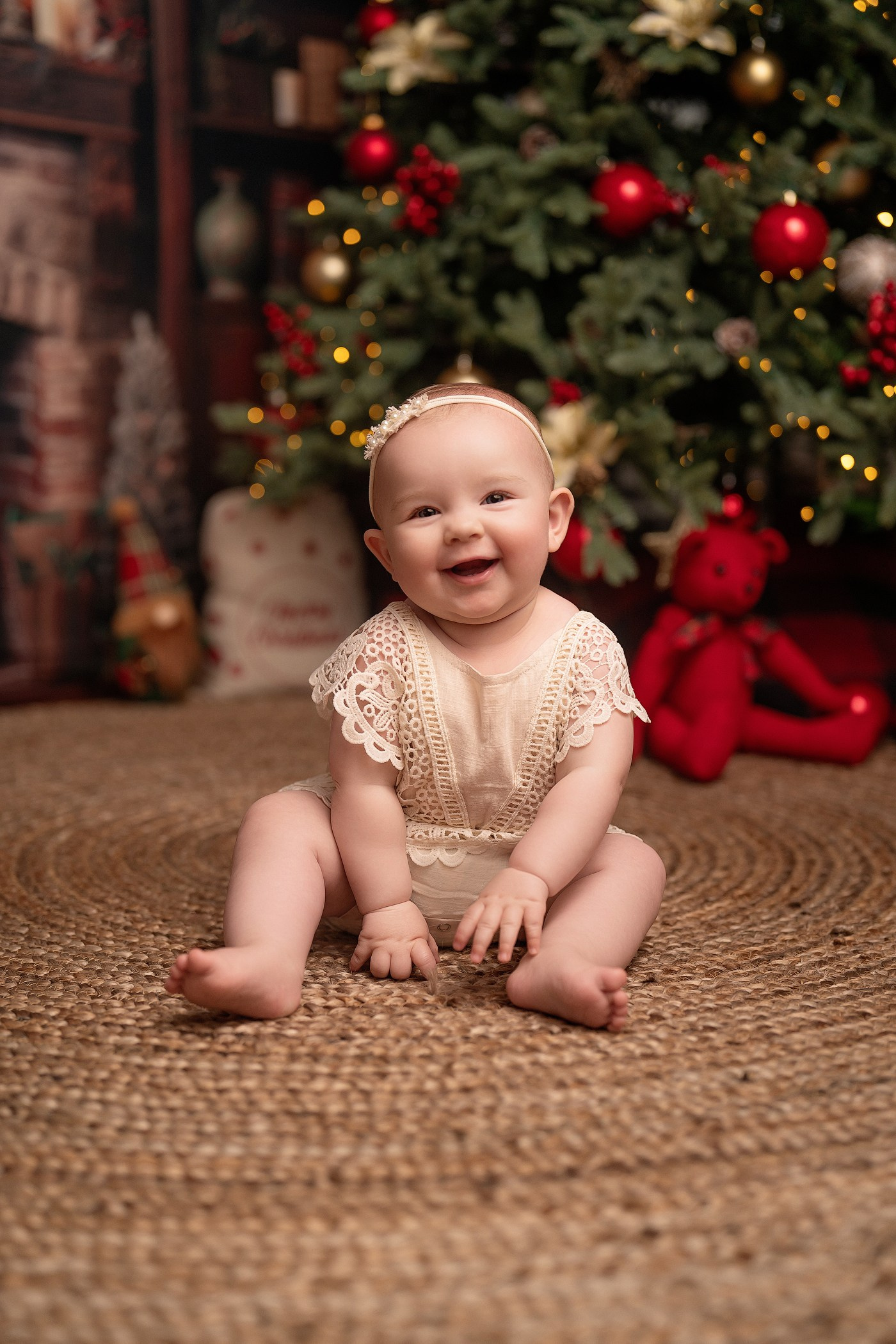 Christmas mini sessions 2025| Sydney. Newborn and family photographer. Hills District. Sydney