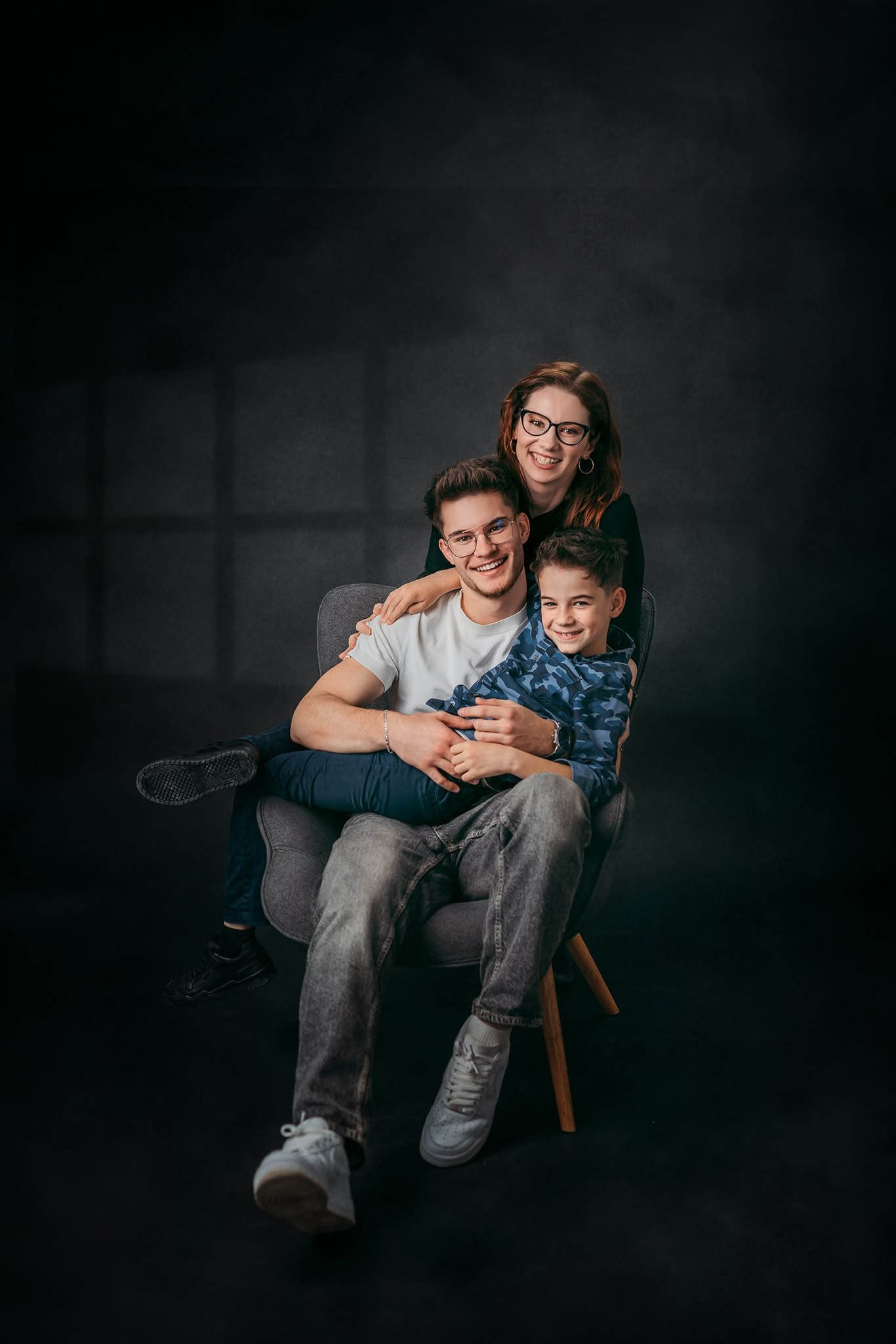 Ședinte foto Portret & Business. Alina Leșan — Fotografie de nou născut, maternitate și familie