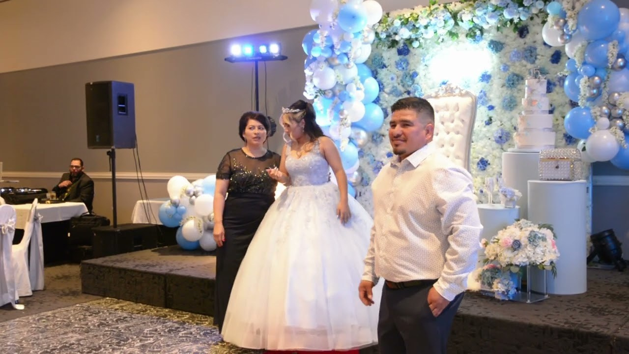 Fotograifa de Quinceanera en Calgary. Fotografía accesible en Calgary