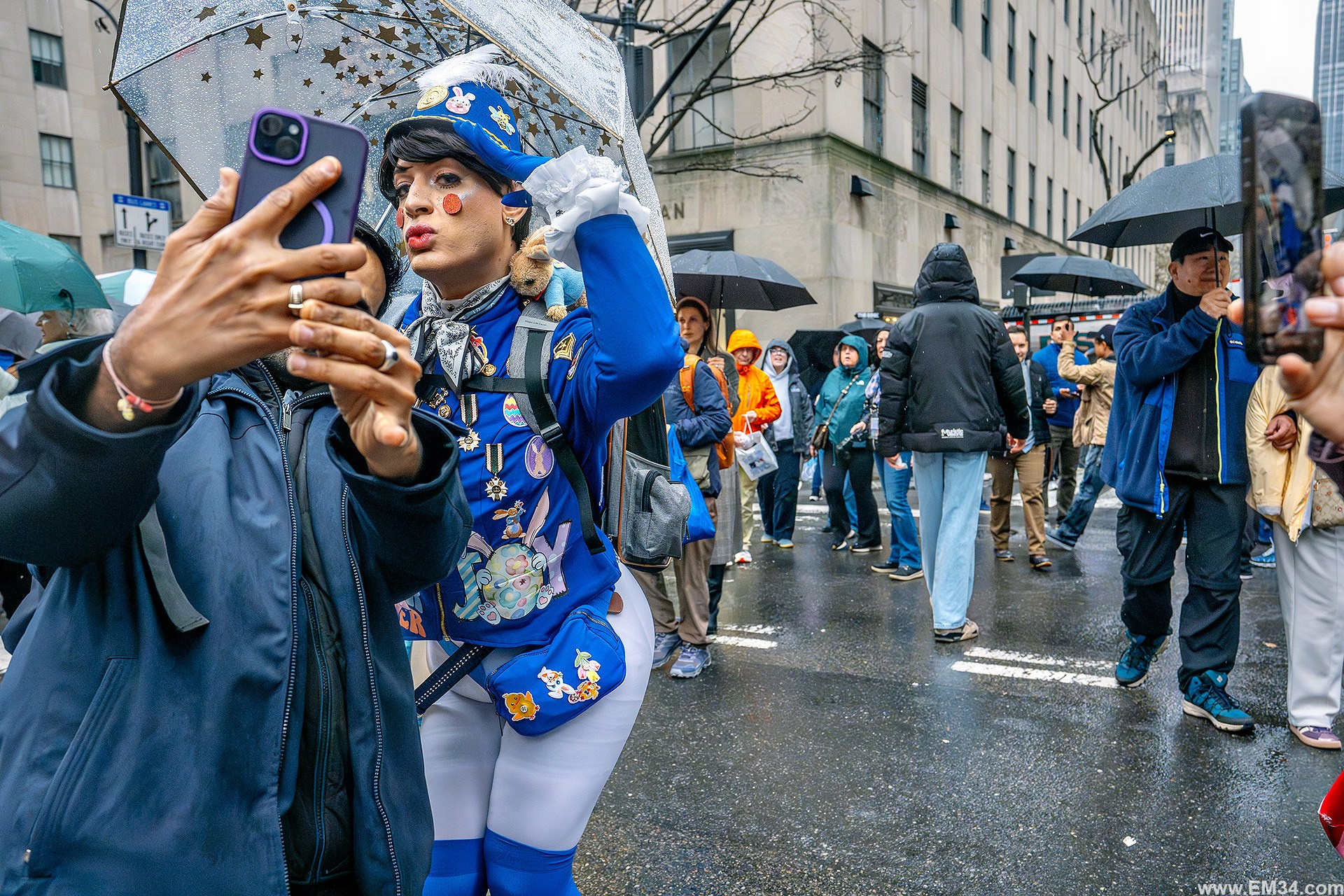 Easter Sunday in New York: strange outfits, passing faces, and moments in between. Emin Kuliyev — Award-Winning Wedding Photojournalist NYC & USA | Best Wedding Photographer Known for Candid, Timeless Moments