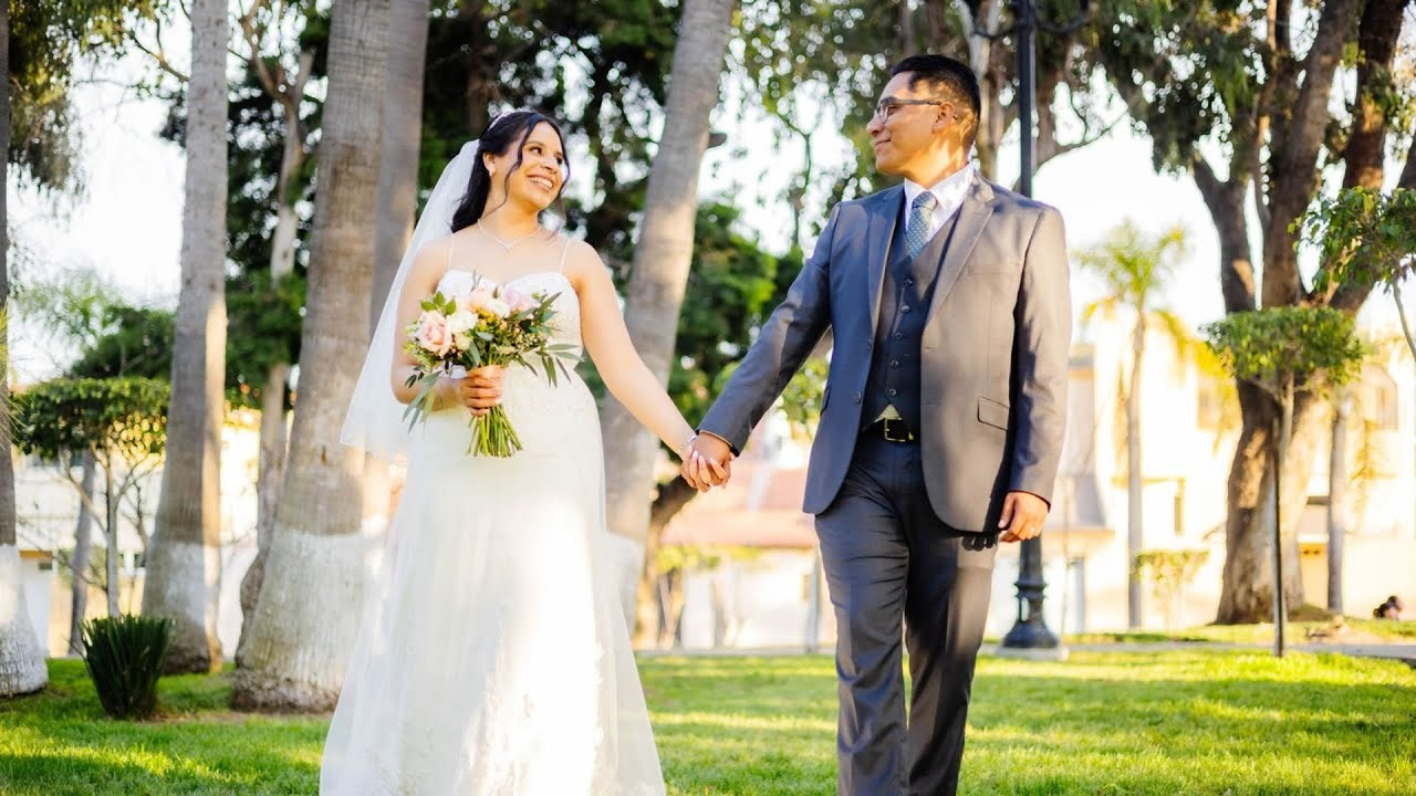 Alex Martínez Fotógrafo | Bodas, retratos y eventos en Tijuana