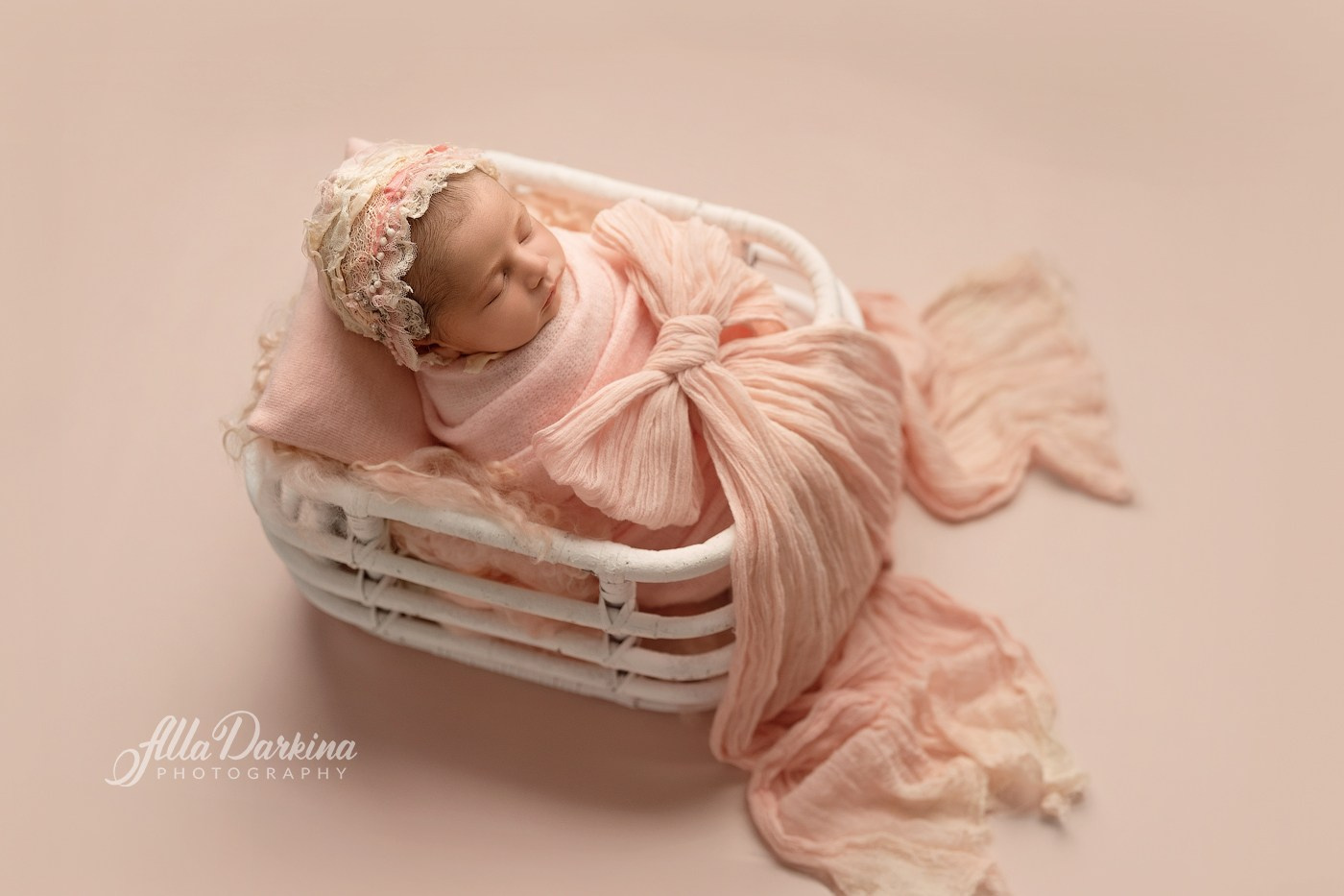 Newborn and family photographer. Hills District. Sydney