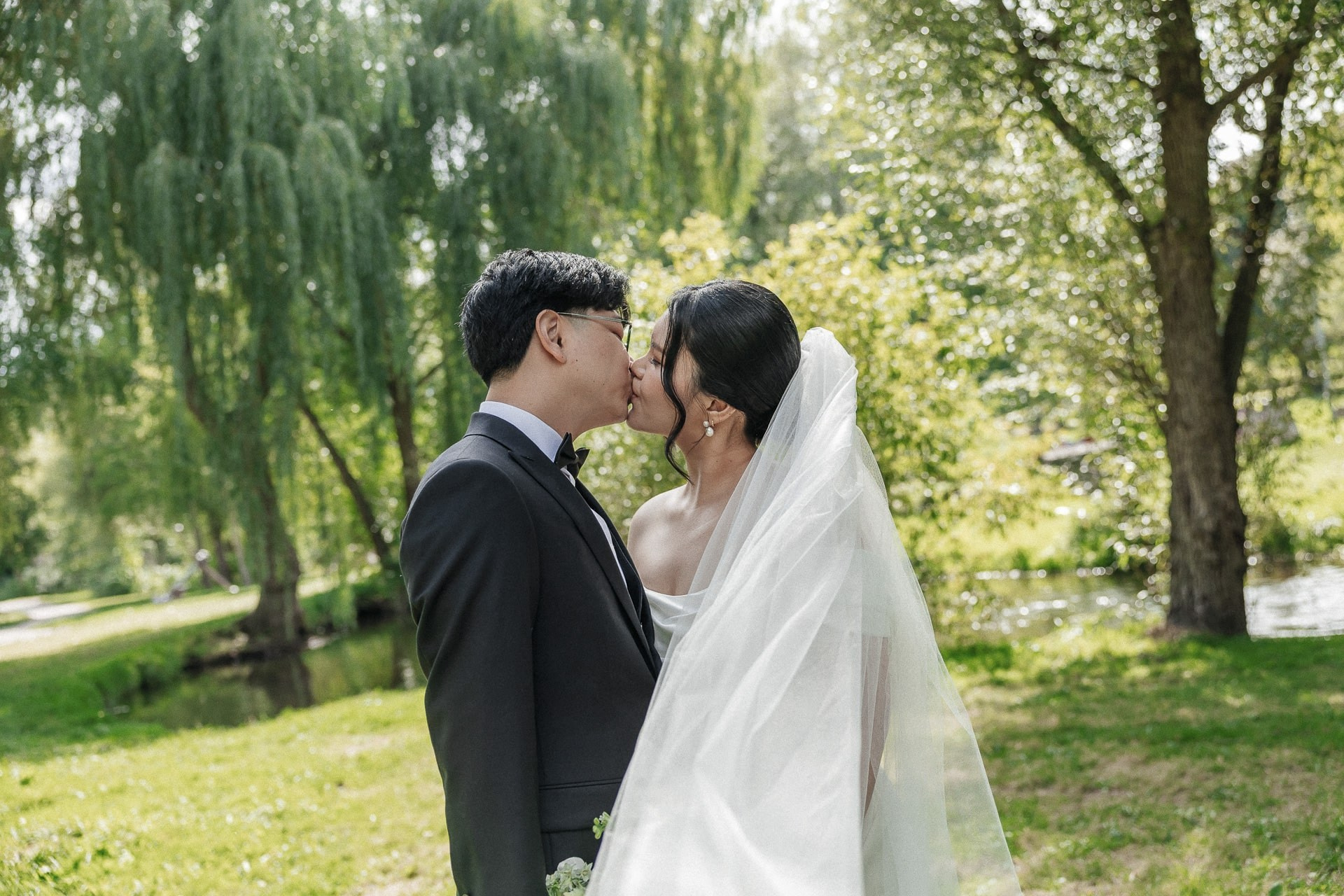 Adam & Amy’s Candid Wedding Photos | Documentary-Style Wedding Photography | Hamilton, Oakville, Brampton, Etobicoke. Storytellers Films — Candid Wedding Videographer & Photographer in Toronto, Ontario and beyond