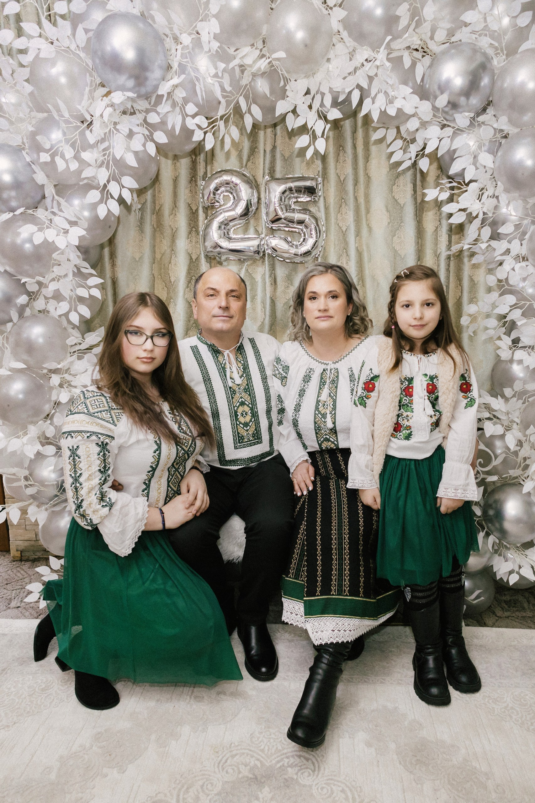 - nunta--fotograf-profesionist-botosani - fotografie-nunta-romantica - imagini-nunta-in-natura-alin-chirila-fotograf - fotografii-cuplu-indragostit-nunta-botosani - sedinta-foto-miri-andrei-iustina-alinofotostudio - amintiri-din-nunta-realizate-de-fotograf-profesionist - povestea-nuntii-andrei-si-iustina-in-imagini-alinofotostudio-fotograf evenimente- evenimente Botoșani -fotograf Suceava - fotograf Iași- servicii foto. servicii foto Botoșani. servicii foto video Botoșani. fotograf nunta. fotograf evenimente. fotograf nunta Botoșani. Alin chirila. Alin chirila fotograf. Alinofotostudio.- servicii foto. servicii foto Botoșani. servicii foto video Botoșani. fotograf nunta. fotograf evenimente. fotograf nunta Botoșani. Alin chirila. Alin chirila fotograf. Alinofotostudio.fotograf stare civilă,poze stare civilă,album foto stare civilă,servicii foto suceava,fotograf evenimente suceava,fotograf nuntă suceava,poze cununie civilă,ședință foto stare civilă,sesiune foto suceava,fotograf profesionist suceava,fotograf botosani,stare civila botosani,alinofotostudio,alin chirila fotograf.servicii foto. servicii foto Botoșani. servicii foto video Botoșani. fotograf nunta. fotograf evenimente. fotograf nunta Botoșani. Alin chirila. Alin chirila fotograf. Alinofotostudio.fotograf stare civilă,poze stare civilă,album foto stare civilă,servicii foto suceava,fotograf evenimente suceava,fotograf nuntă suceava,poze cununie civilă,ședință foto stare civilă,sesiune foto suceava,fotograf profesionist suceava,fotograf botosani,stare civila povestitor prin fotografiebotosani,alinofotostudio,alin chirila fotograf,servicii foto. servicii foto Botoșani. servicii foto video Botoșani. fotograf nunta. fotograf evenimente. fotograf nunta Botoșani. Alin chirila. Alin chirila fotograf. Alinofotostudio.fotograf stare civilă,poze stare civilă,album foto stare civilă,servicii foto suceava,fotograf evenimente suceava,fotograf nuntă suceava,poze cununie civilă,ședință foto stare civilă,sesiune foto suceava,fotograf profesionist suceava,fotograf botosani,stare civila botosani,alinofotostudio,alin chirila fotograf,cununie religioasă botoșani,andreea și neculai,capela militară botoșani,foto conacul zăicești,fotograf nuntă botoșani,fotograf cununie religioasă,foto evenimente botoșani,poze cununie capela militară,ședință foto zăicești,fotograf profesionist botoșaniMire și mireasă – Sergiu & Liliana – ziua nunții, 2024 - Emoții în ziua nunții – Sergiu și Liliana - Dansul mirilor – fotografie artistică nuntă 2024 - Sedinta foto romantică în natură – Sergiu & Liliana - Rochia de mireasă și detalii de nuntă elegan-Album de cununie civilă Florin și Anda – Fotografii profesionale realizate de Alin Chirilă în Botoșani -fotograf prin fotografie-Ședință foto Trash the Dress pe muntele Rarău cu Iulian și Iuliana – fotografie de cuplu, natură montană, emoție autentică surprinsă de Alin Chirilă, povestitor prin fotografie.- "Iulian și Iuliana pe crestele Rarăului – fotografie Trash the Dress în natură" - "Cuplu îmbrățișat la apus pe muntele Rarău – ședință foto după nuntă" - "Rochie de mireasă în vânt pe munte – Trash the Dress Rarău-1. Iulian și Iuliana pe muntele Rarău – ședință foto Trash the Dress în natură, cu peisaj montan spectaculos 2. Cuplu în îmbrățișare pe Rarău – emoție autentică surprinsă după nuntă 3. Rochie de mireasă în bătaia vântului – fotografie artistică Trash the Dress în munți 4. Mire și mireasă privind spre orizont – dragoste și libertate pe muntele Rarău 5. Iuliana zâmbind în rochia de mireasă – portret în natură, Trash the Dress 6. Iulian ținându-și mireasa de mână – ședință foto romantică pe munte 7. Detaliu cu rochia pe stâncă – estetică naturală Trash the Dress Rarău 8. Cuplu în mers pe poteca Rarăului – fotografie simbolică de după nuntă 9. Apus de soare pe Rarău în spatele mirilor – imagine de poveste Trash the Dress 10. Iulian și Iuliana râzând împreună – momente autentice surprinse de Alin Chirilă, povestitor prin fotografie