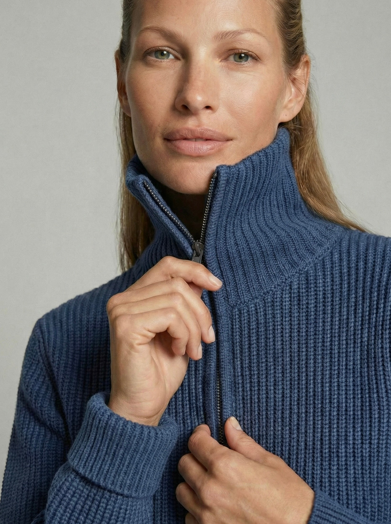 Pullover Nahaufnahme KI-Produktfotografie