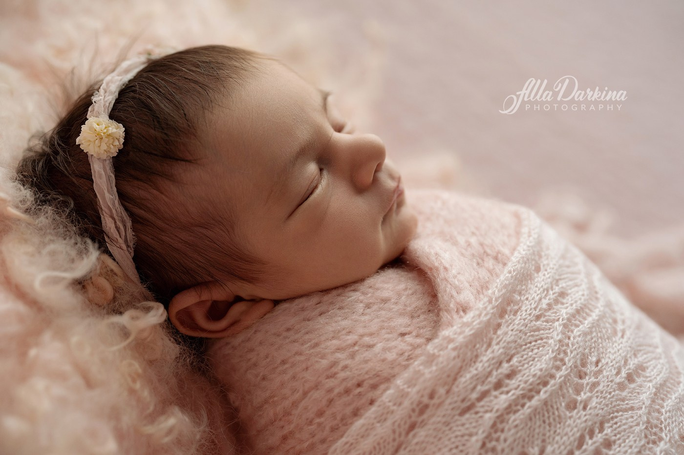 Newborn photo session. Newborn and family photographer. Hills District. Sydney