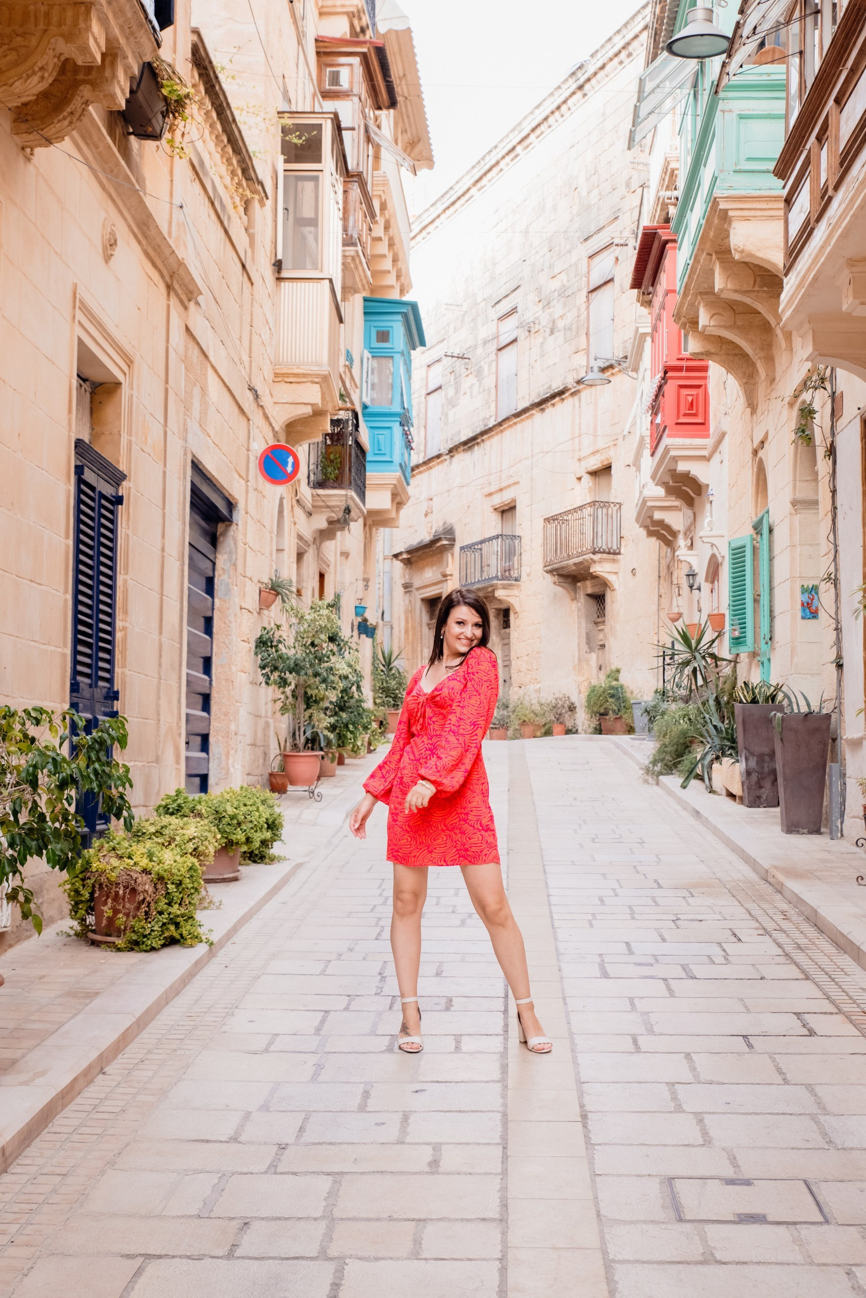 Strolling photoshoot/ Love story. Family and Children Photographer /Φωτογράφος