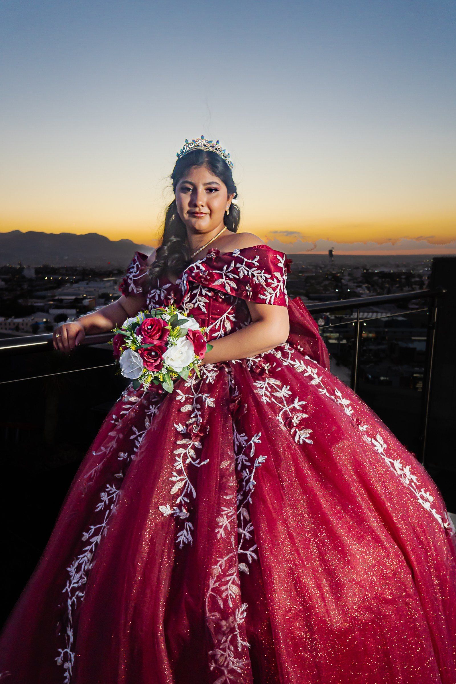 Mariana. Https://fotorecuerdosjrz.com/