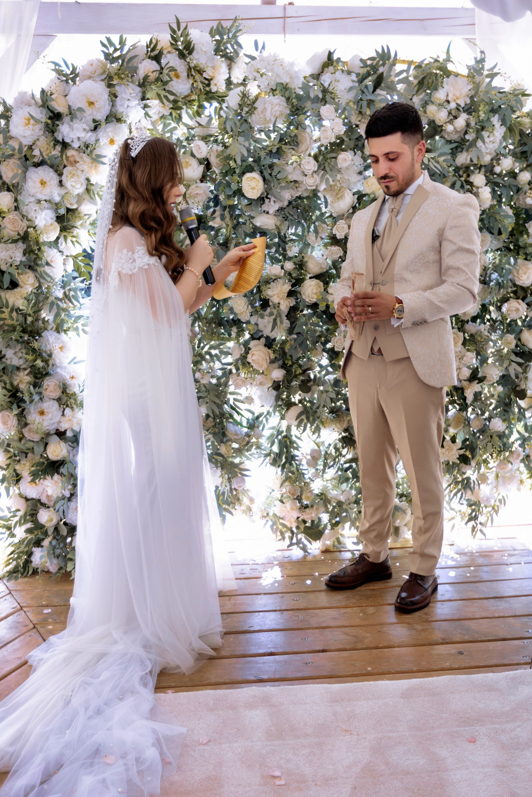 botez Luca Nectarie 22 februarie 2026 fotograf profesionist • fotograf botez Botoșani Luca Nectarie biserică • părinți Răzvan și Ramona botez copil emoții familie • nași Marin și Rodica botez copil fotografie profesională • detalii botez lumânare cristelniță biserică România • copil Luca Nectarie în brațe la botez moment emoționant • familie fericită la botez copil fotograf Alin Chirilă • fotografie botez naturală lumină caldă biserică • portret copil botez Luca Nectarie fotograf profesionist • momente autentice botez România familie și nași • slujbă botez copil imagini emoționante biserică • fotograf botez Iași și Botoșani Alin Chirilă - nunta--fotograf-profesionist-botosani - fotografie-nunta-romantica - imagini-nunta-in-natura-alin-chirila-fotograf - fotografii-cuplu-indragostit-nunta-botosani - sedinta-foto-miri-andrei-iustina-alinofotostudio - amintiri-din-nunta-realizate-de-fotograf-profesionist - povestea-nuntii-andrei-si-iustina-in-imagini-alinofotostudio-fotograf evenimente- evenimente Botoșani -fotograf Suceava - fotograf Iași- servicii foto. servicii foto Botoșani. servicii foto video Botoșani. otograf-nunta-botosani-fotograf nunta. fotograf evenimente. fotograf nunta Botoșani. Alin chirila. Alin chirila fotograf. Alinofotostudio.- servicii foto. servicii foto Botoșani. servicii foto video Botoșani. fotograf nunta. fotograf evenimente. fotograf nunta Botoșani. Alin chirila. Alin chirila fotograf. Alinofotostudio.fotograf stare civilă,poze stare civilă,album foto stare civilă,servicii foto suceava,fotograf evenimente suceava,fotograf nuntă suceava,poze cununie civilă,ședință foto stare civilă,sesiune foto suceava,fotograf profesionist suceava,fotograf botosani,stare civila botosani,alinofotostudio,alin chirila fotograf.servicii foto. servicii foto Botoșani. servicii foto video Botoșani. fotograf nunta. fotograf evenimente. fotograf nunta Botoșani. Alin chirila. Alin chirila fotograf. Alinofotostudio.fotograf stare civilă,poze stare civilă,album foto stare civilă,servicii foto suceava,fotograf evenimente suceava,fotograf nuntă suceava,poze cununie civilă,ședință foto stare civilă,sesiune foto suceava,fotograf profesionist suceava,fotograf botosani,stare civila povestitor prin fotografiebotosani,alinofotostudio,alin chirila fotograf,servicii foto. servicii foto Botoșani. servicii foto video Botoșani. fotograf nunta. fotograf evenimente. fotograf nunta Botoșani. Alin chirila. Alin chirila fotograf. Alinofotostudio.fotograf stare civilă,poze stare civilă,album foto stare civilă,servicii foto suceava,fotograf evenimente suceava,fotograf nuntă suceava,poze cununie civilă,ședință foto stare civilă,sesiune foto suceava,fotograf profesionist suceava,fotograf botosani,stare civila botosani,alinofotostudio,alin chirila fotograf,cununie religioasă botoșani,andreea și neculai,capela militară botoșani,foto conacul zăicești,fotograf nuntă botoșani,fotograf cununie religioasă,foto evenimente botoșani,poze cununie capela militară,ședință foto zăicești,fotograf profesionist botoșaniMire și mireasă – Sergiu & Liliana – ziua nunții, 2024 - Emoții în ziua nunții – Sergiu și Liliana - Dansul mirilor – fotografie artistică nuntă 2024 - Sedinta foto romantică în natură – Sergiu & Liliana - Rochia de mireasă și detalii de nuntă elegan-Album de cununie civilă Florin și Anda – Fotografii profesionale realizate de Alin Chirilă în Botoșani -fotograf prin fotografie-Ședință foto Trash the Dress pe muntele Rarău cu Iulian și Iuliana – fotografie de cuplu, natură montană, emoție autentică surprinsă de Alin Chirilă, povestitor prin fotografie.- "Iulian și Iuliana pe crestele Rarăului – fotografie Trash the Dress în natură" - "Cuplu îmbrățișat la apus pe muntele Rarău – ședință foto după nuntă" - "Rochie de mireasă în vânt pe munte – Trash the Dress Rarău-1. Iulian și Iuliana pe muntele Rarău – ședință foto Trash the Dress în natură, cu peisaj montan spectaculos 2. Cuplu în îmbrățișare pe Rarău – emoție autentică surprinsă după nuntă 3. Rochie de mireasă în bătaia vântului – fotografie artistică Trash the Dress în munți 4. Mire și mireasă privind spre orizont – dragoste și libertate pe muntele Rarău 5. Iuliana zâmbind în rochia de mireasă – portret în natură, Trash the Dress 6. Iulian ținându-și mireasa de mână – ședință foto romantică pe munte 7. Detaliu cu rochia pe stâncă – estetică naturală Trash the Dress Rarău 8. Cuplu în mers pe poteca Rarăului – fotografie simbolică de după nuntă 9. Apus de soare pe Rarău în spatele mirilor – imagine de poveste Trash the Dress 10. Iulian și Iuliana râzând împreună – momente autentice surprinse de Alin Chirilă, povestitor prin fotografie-fotograf-nunta-cerbu-botosan trash-the-dress-botosani Alin Chirilă Fotograf – fotograf de nuntă Botoșani-fotograf nuntă Botoșani-fotograf nuntă Cerbu Botoșani-fotograf profesionist nuntă Botoșani-fotografie de nuntă Botoșani-fotograf evenimente Botoșani-fotograf nuntă Moldova-fotograf trash the dress Botoșani - fotograf pregătirea mirilor Botoșani -fotograf ceremonie religioasă nuntă-fotograf petrecere nuntă Botoșani- fotograf nuntă Botoșani pregătirea mirelui- pregătirea mirelui fotografie nuntă Cerbu Botoșani-fotograf nuntă Botoșani pregătirea miresei -mireasă pregătiri nuntă Cerbu Botoșani-fotograf nuntă Botoșani nașii mirilor-ceremonie religioasă nuntă Cerbu Botoșani-fotograf nuntă Botoșani ceremonie religioasă biserică-petrecere nuntă Cerbu Botoșani invitați dans-fotograf nuntă Botoșani petrecere restaurant-ședință foto trash the dress-fotograf trash the dress Botoșani ședință foto după nuntă-Fotograf nuntă Botoșani – galerie foto reală de la evenimente stare civilă Sebi și Claudia Copălău • cununie civilă Primăria Copălău Botoșani • miri emoționați la starea civilă • semnarea actelor cununie civilă • fotografii naturale stare civilă Botoșani • familie și prieteni la cununie civilă • cadre emoționale cununie civilă • fotograf profesionist Botoșani eveniment stare civilă Sebi și Claudia la Primăria Copălău Botoșani fotograf evenimente • fotograf cununie civilă Copălău Botoșani cadre naturale și emoționale • fotograf profesionist Botoșani stare civilă Sebi și Claudia • momente autentice cununie civilă Copălău fotograf Alin Chirilă • fotografii emoționale stare civilă în județul Botoșani• fotograf nunta Oana si Ionut juraminte emotii reale • mireasa Oana juraminte nunta fotografie profesionala • mire Ionut citind juraminte nunta eleganta • juraminte nunta emotionante Oana si Ionut fotograf • fotograf nunta Botosani momente autentice juraminte • mireasa cu emotii in timpul juramintelor nunta • mire elegant costum bej juraminte nunta • fotografii nunta premium cuplu indragostit Romania • momente reale nunta juraminte fotografie artistica • sedinta foto nunta juraminte in aer liber • fotograf profesionist nunta cadre emotionante • cuplu miri juraminte iubire si credinta • detalii nunta eleganta decor floral alb verde • fotografie nunta stil fine art juraminte • poveste de dragoste surprinsa in ziua nuntii