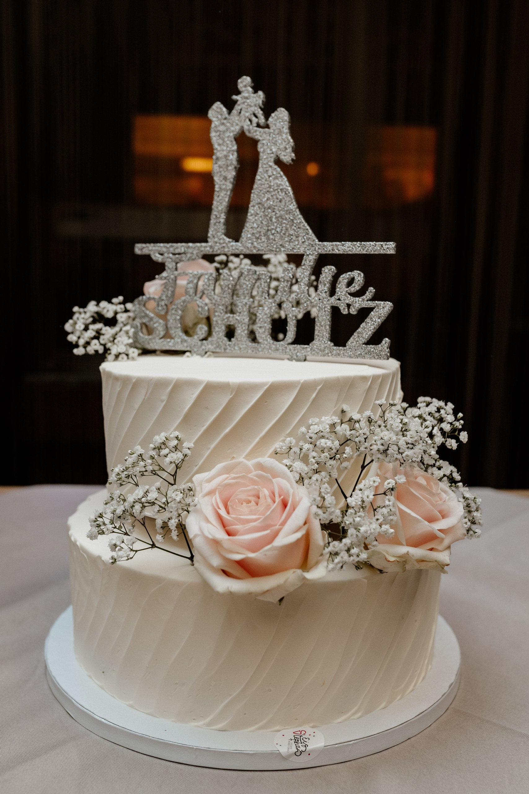 Hochzeitsfotograf Würzburg – Julia & Andreas im Rathaus heiraten. Anna Saribekyan – Beste Hochzeitsfotografin in Würzburg, Top 10 in Deutschland