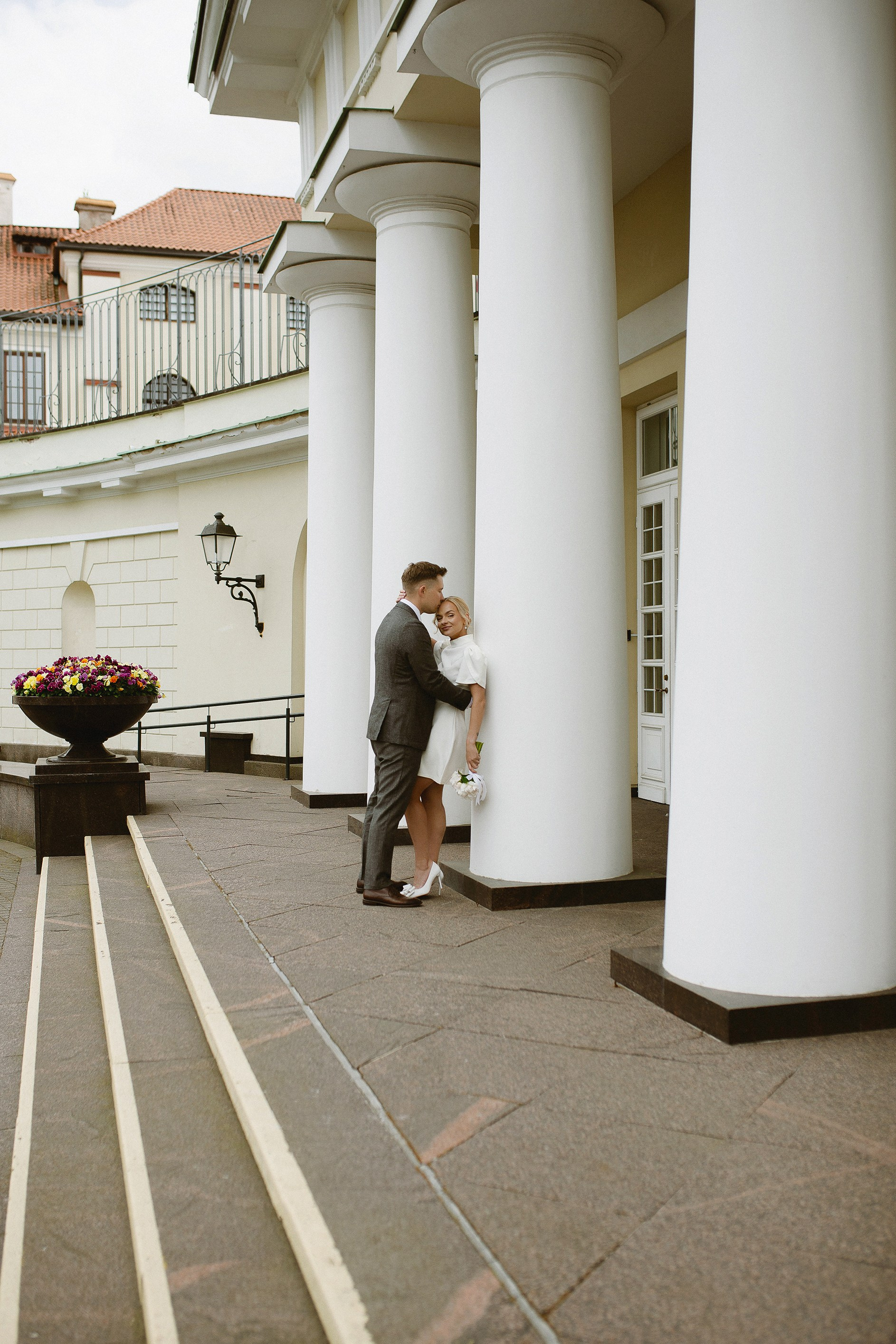 Vestuvių fotografė, vestuvių fotografas visoje Lietuvoje, vestuvių fotografė Vilniuje, jausminga ir jauki vestuvių fotografija, laikui nepavaldi vestuvių fotografija; Vestuvių fotografė Pakruojyje; Vestuvių fotografė Šiauliuose;Vestuvių fotografė Panevėžyje; vestuvių fotografė Kaune; Vestuvių fotografė Biržuose; vestuvių fotografė Pasvalyje; vestuvių fotografė Klaipėdoje