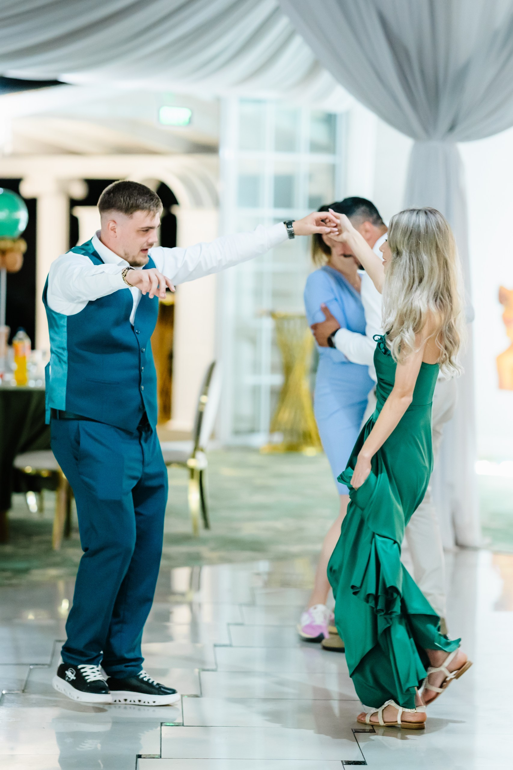 • botez Adam George Botoșani fotograf botez biserica Ziua Crucii AlinoFotoStudio • slujba botez ortodox Botoșani copil cristelniță emoție familie fotograf profesionist • moment scufundare botez biserica Ziua Crucii Botoșani fotograf botez natural • fotograf botez Botoșani copil în brațele nașilor emoții autentice • detalii botez lumânare trusou biserică Ziua Crucii fotograf AlinoFotoStudio • portret copil botez Adam George lumină naturală biserică Botoșani • familie la botez Botoșani momente emoționante biserică fotograf eveniment • preot slujbă botez Botoșani cadre autentice religioase fotografie profesională • mirungere botez ortodox Botoșani fotograf poveste botez • copil după botez în prosop alb emoție pură fotograf botez Botoșani petrecere botez Imperia Cucorani Botoșani decor elegant fotograf eveniment • dans invitați botez Adam George atmosferă veselă Imperia Cucorani • candy bar botez Botoșani detalii dulciuri Imperia Cucorani fotograf • tort botez Adam George moment tăiere tort petrecere Botoșani • familie și invitați la botez Imperia Cucorani cadre naturale emoționale • decor sală botez Imperia Cucorani Botoșani aranjamente elegante • copil botez la petrecere cadre naturale fotograf Botoșani • fotograf botez Botoșani momente spontane invitați petrecere • lumină ambientală petrecere botez Imperia Cucorani fotograf profesionist • atmosferă de seară botez Botoșani distracție și emoție • fotograf botez Botoșani AlinoFotoStudio poveste prin fotografie • fotograf profesionist botez Moldova Botoșani Suceava Iași Neamț • amintiri botez copil fotografii naturale emoții autentice • album botez copil fotografie profesională eveniment religios • fotograf evenimente Botoșani botez cadre autentice și luminoase • Alin Chirilă fotograf botez Botoșani Adam George biserica Ziua Crucii • Alin Chirilă fotograf profesionist botez copil Botoșani momente emoționante • Alin Chirilă fotograf evenimente Botoșani slujbă botez cadru autentic • Alin Chirilă fotograf botez ortodox copil cristelniță Botoșani • Alin Chirilă fotograf familie botez copil emoții reale și naturale • Alin Chirilă fotograf Botoșani portret copil botez lumină naturală • Alin Chirilă fotograf detalii botez trusou lumânare biserică • Alin Chirilă fotograf momente religioase botez Botoșani autentic • Alin Chirilă fotograf copil după botez emoție pură familie • Alin Chirilă fotograf cadre naturale botez copil Botoșani • Alin Chirilă fotograf petrecere botez Imperia Cucorani atmosferă elegantă • Alin Chirilă fotograf Botoșani dans invitați botez copil Adam George • Alin Chirilă fotograf tort botez moment special petrecere Botoșani • Alin Chirilă fotograf candy bar botez detalii elegante Imperia Cucorani • Alin Chirilă fotograf familie și invitați petrecere botez Botoșani • Alin Chirilă fotograf decor sală botez Imperia Cucorani eveniment premium • Alin Chirilă fotograf cadre spontane petrecere botez copil • Alin Chirilă fotograf atmosferă de seară botez Botoșani • Alin Chirilă fotograf emoții și distracție petrecere botez • Alin Chirilă fotograf evenimente copil botez Imperia Cucorani Alin Chirilă fotograf botez Moldova Botoșani Iași Suceava Neamț • Alin Chirilă fotograf profesionist botez copil nordul Moldovei • Alin Chirilă fotograf evenimente familie botez cadre autentice • Alin Chirilă fotograf povestitor prin fotografie botez copil • Alin Chirilă fotograf portofoliu botez Botoșani imagini naturale • Alin Chirilă fotograf servicii botez copil fotografii emoționale • Alin Chirilă fotograf amintiri botez copil cadre luminoase • Alin Chirilă fotograf botez copil stil natural și elegant