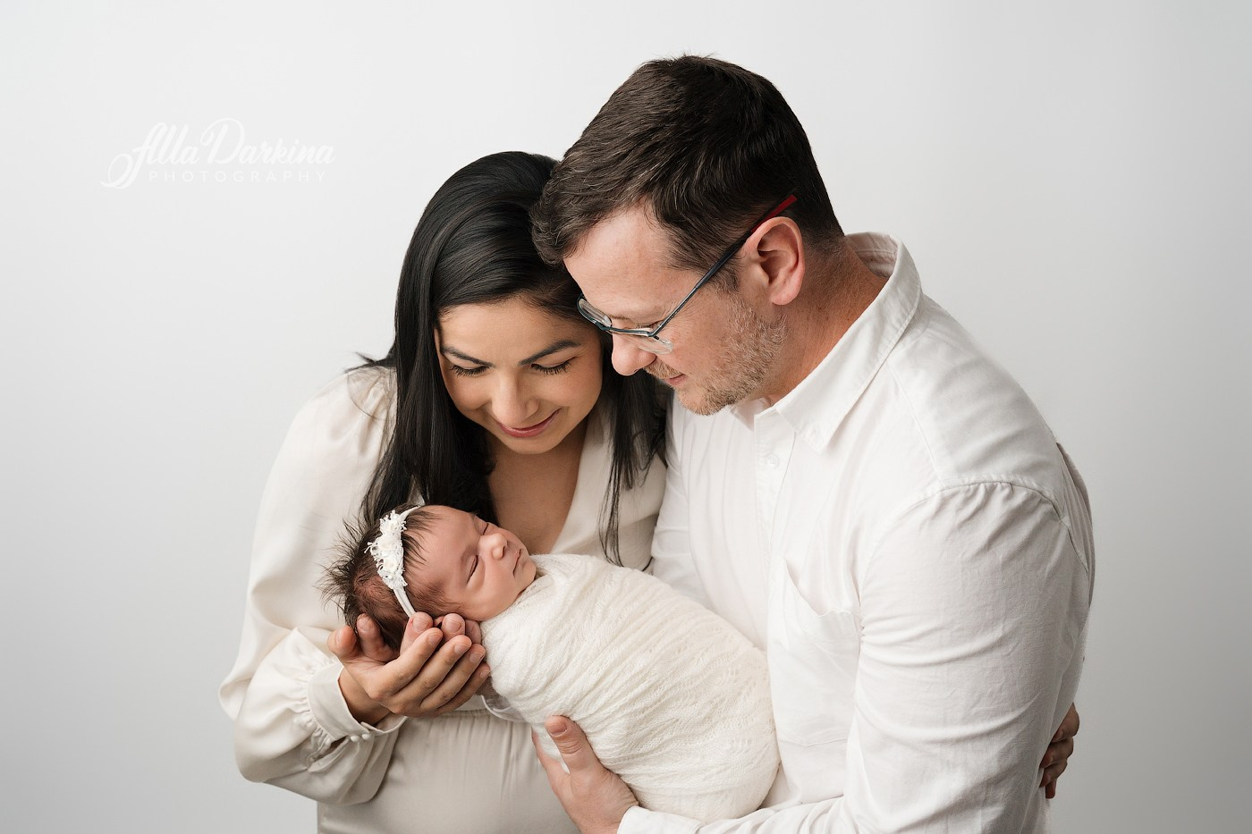 Newborn photo session. Newborn and family photographer. Hills District. Sydney