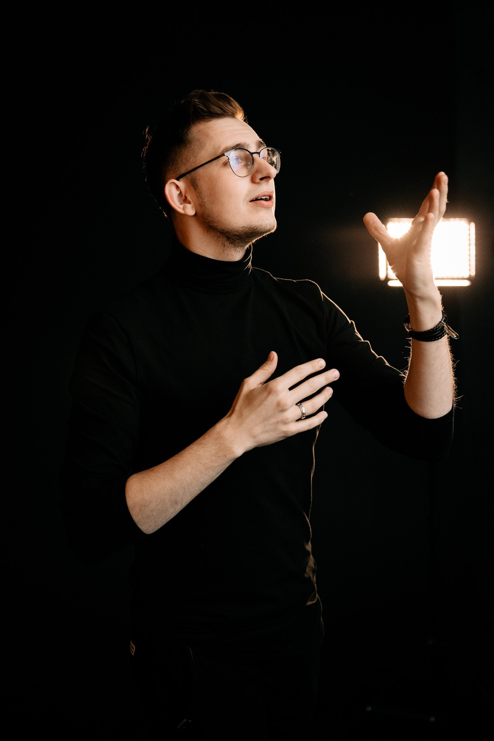 Fotograf portretowy Gdańsk • Sesja w studio • Sesja sensualna. Fotograf Ślubny Warszawa - Sesje Biznesowe Rodzinne Eventy