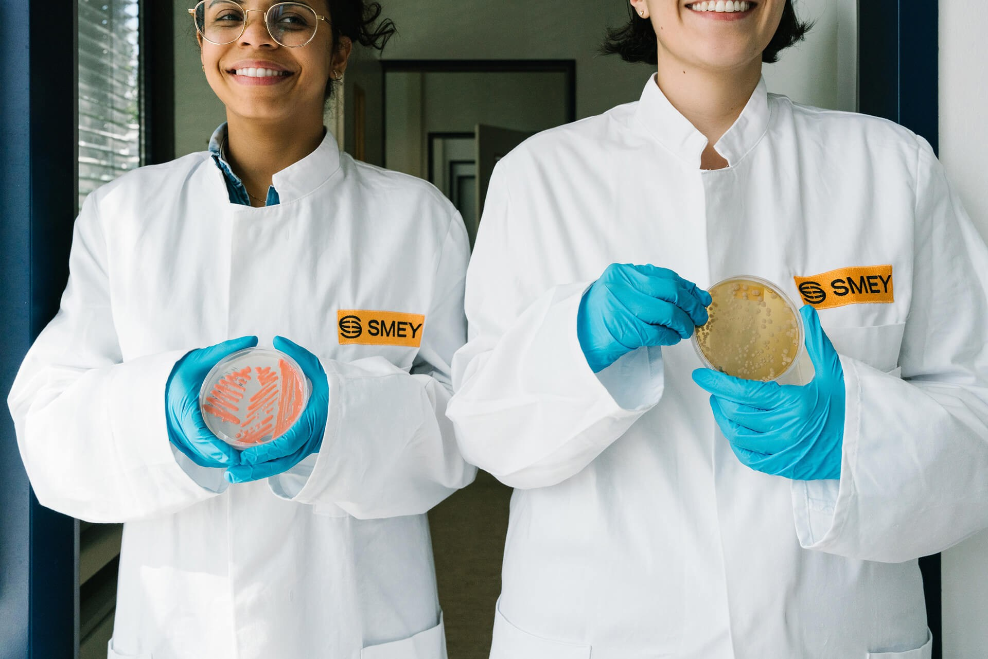 Corporate photographer for brand-aligned portraits and content creation. Websites, LinkedIn, PR and ads. Fast and consistent delivery. Inna Zaytseva Photography | Photographer in Munich | Content Creation