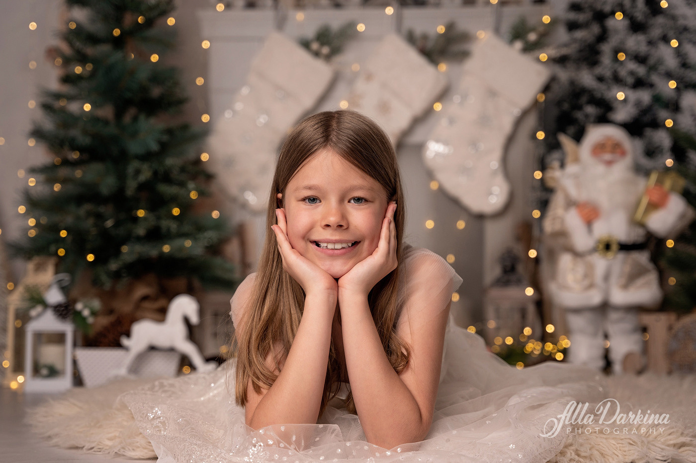 Christmas mini sessions 2022| Sydney. Newborn and family photographer. Hills District. Sydney