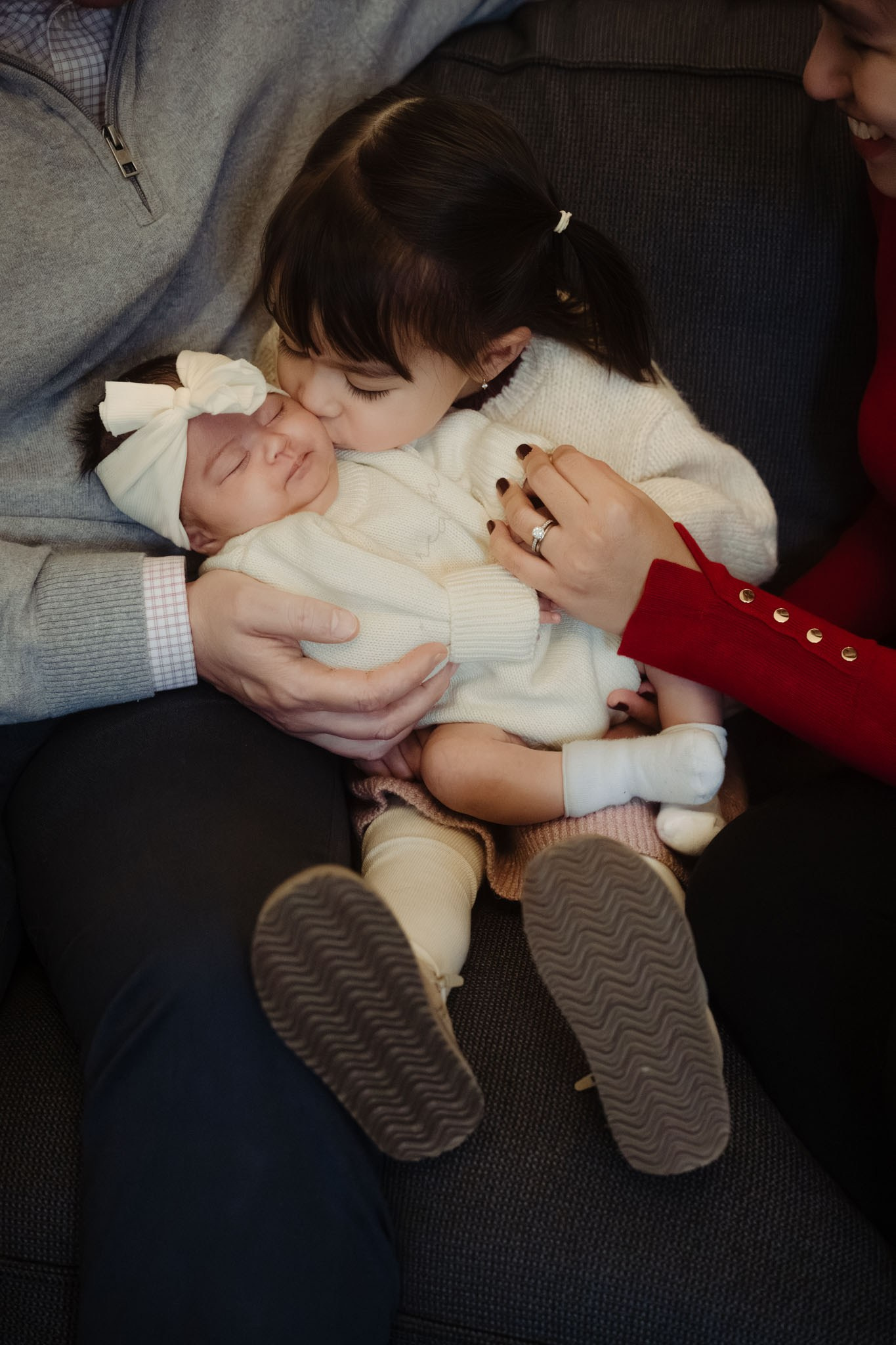 Family Photoshoot in Paris. Paris photographer — Polina Osipova