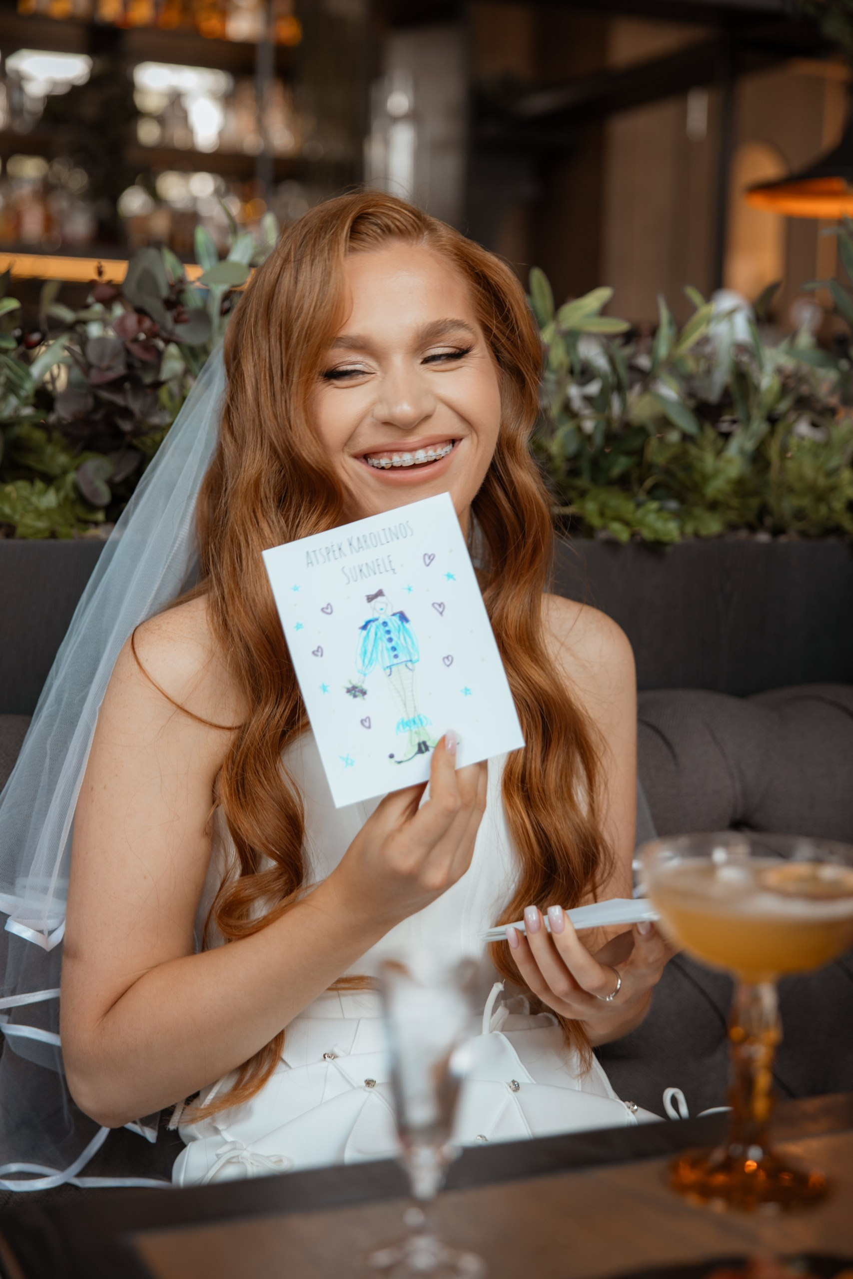 Top geriausių kavinių sąrašas Vilniuje — vietos įspūdingoms fotosesijoms. Framed by Evelina | Vestuvių fotografė