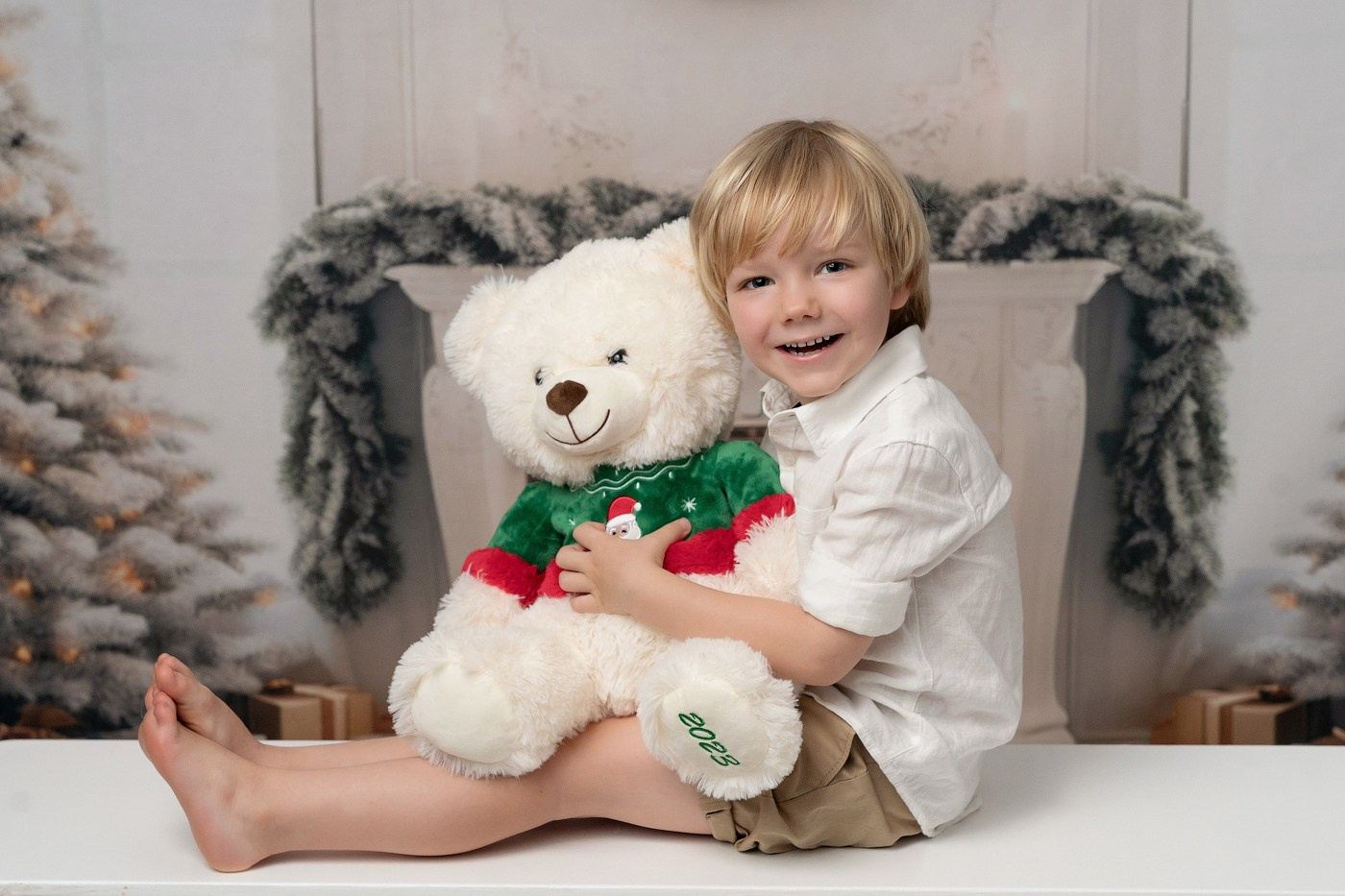 Christmas mini sessions 2025| Sydney. Newborn and family photographer. Hills District. Sydney