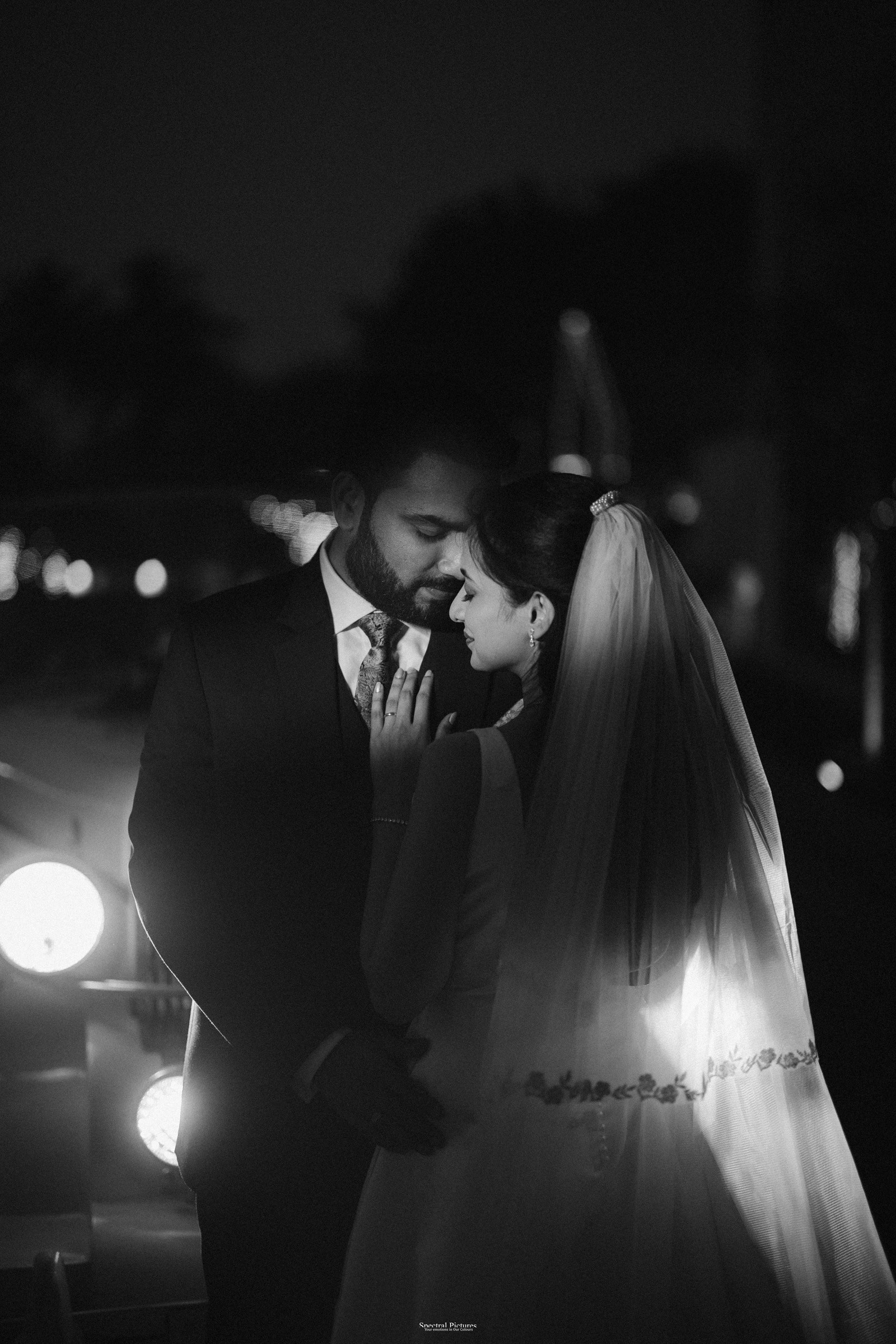 Edward & Shanon. Spectral Pictures