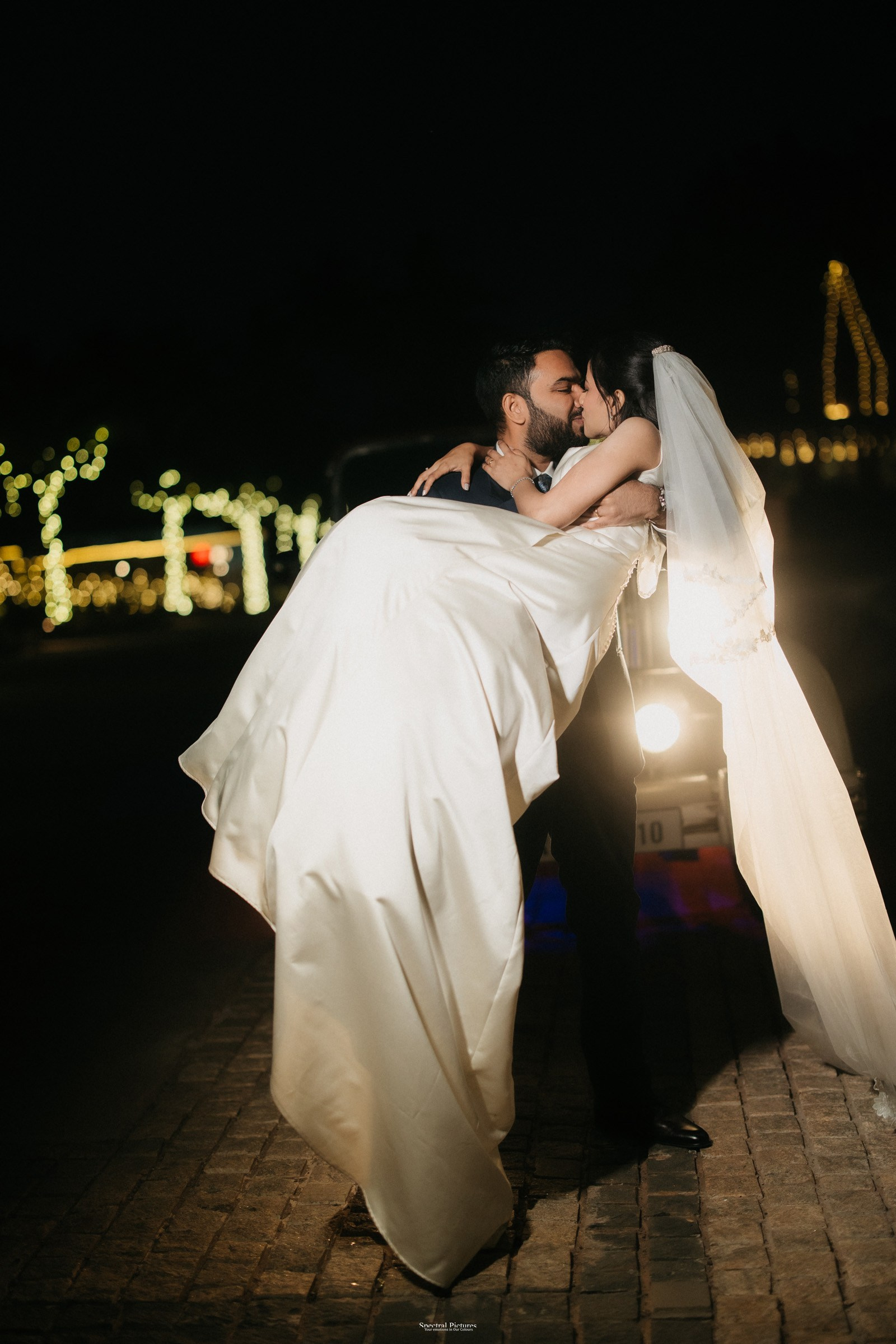 Edward & Shanon. Spectral Pictures