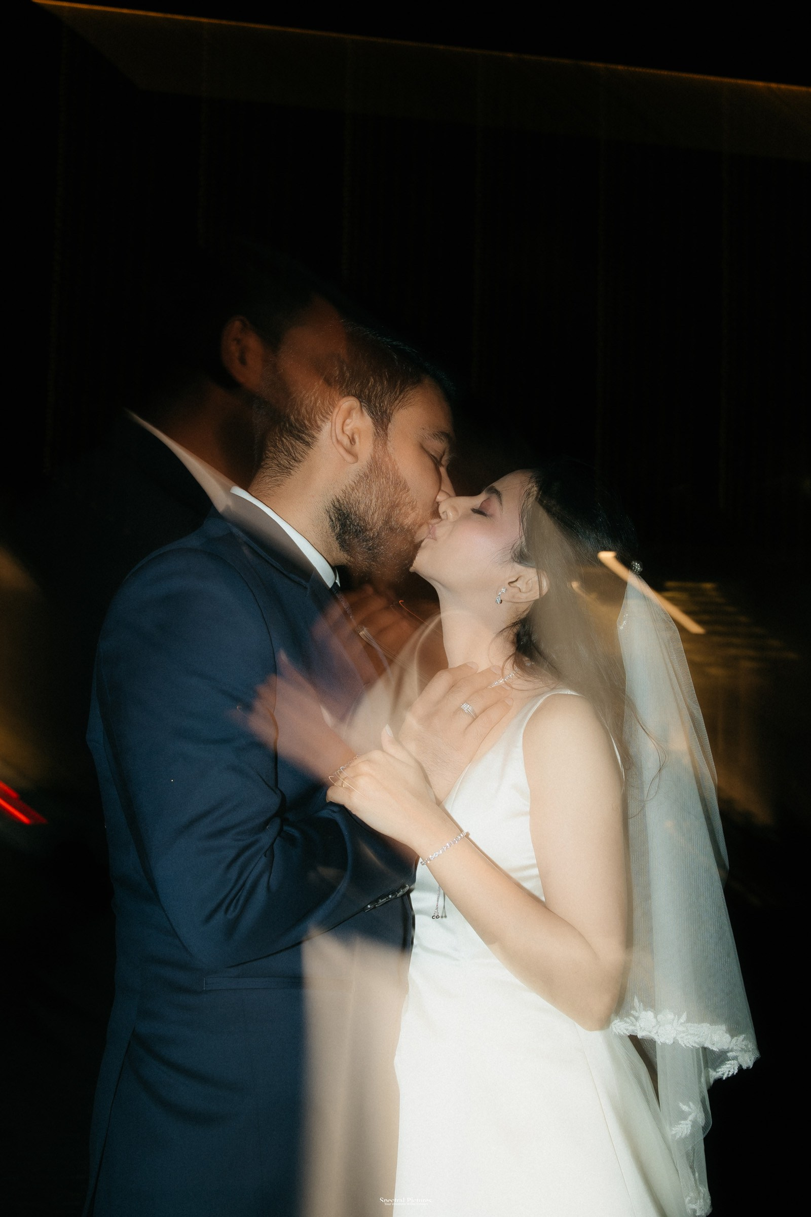 Edward & Shanon. Spectral Pictures