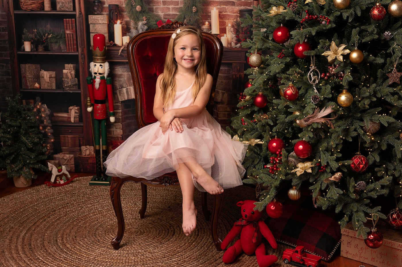 Christmas mini sessions 2025| Sydney. Newborn and family photographer. Hills District. Sydney