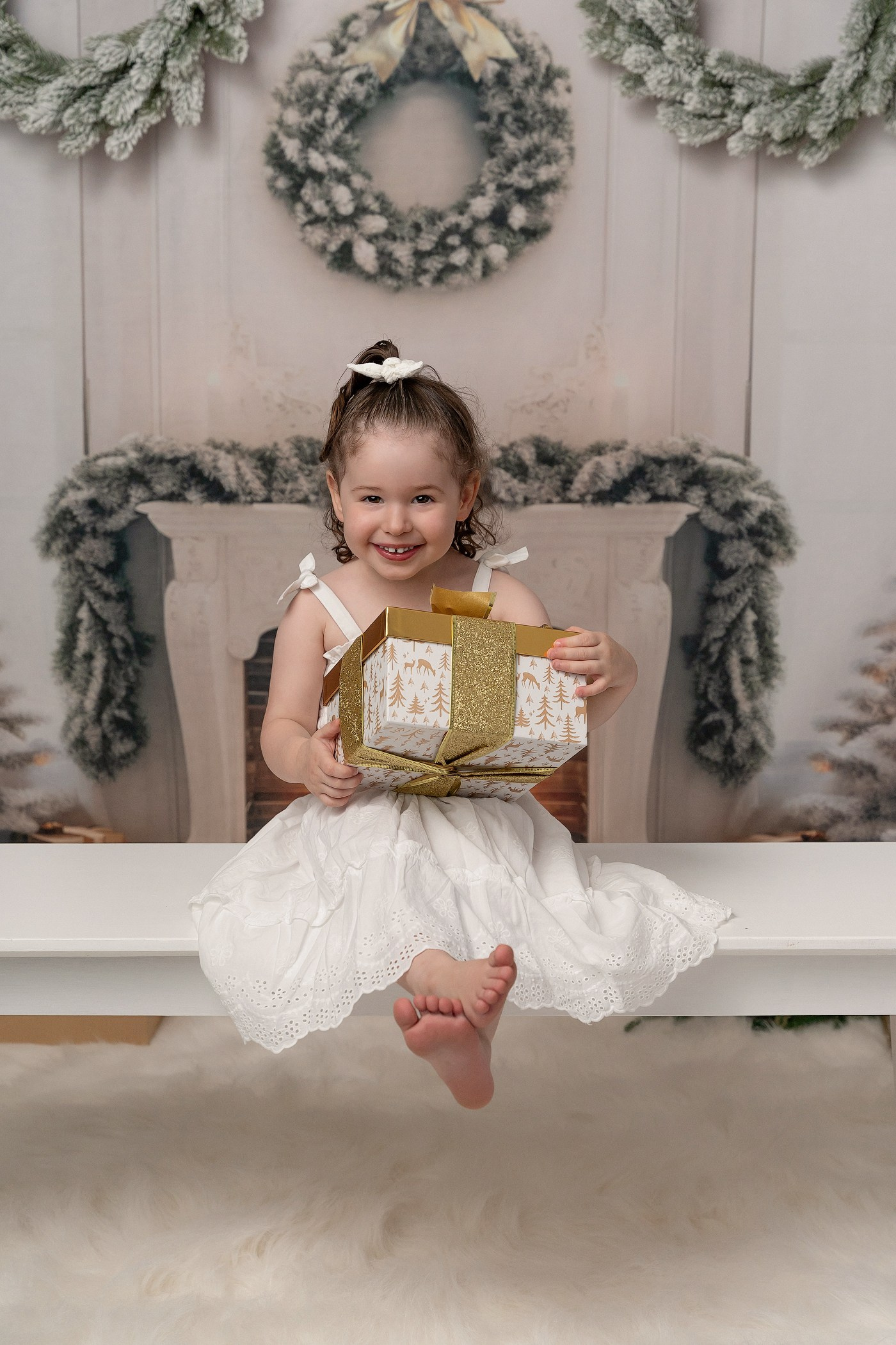 Christmas mini sessions 2025| Sydney. Newborn and family photographer. Hills District. Sydney