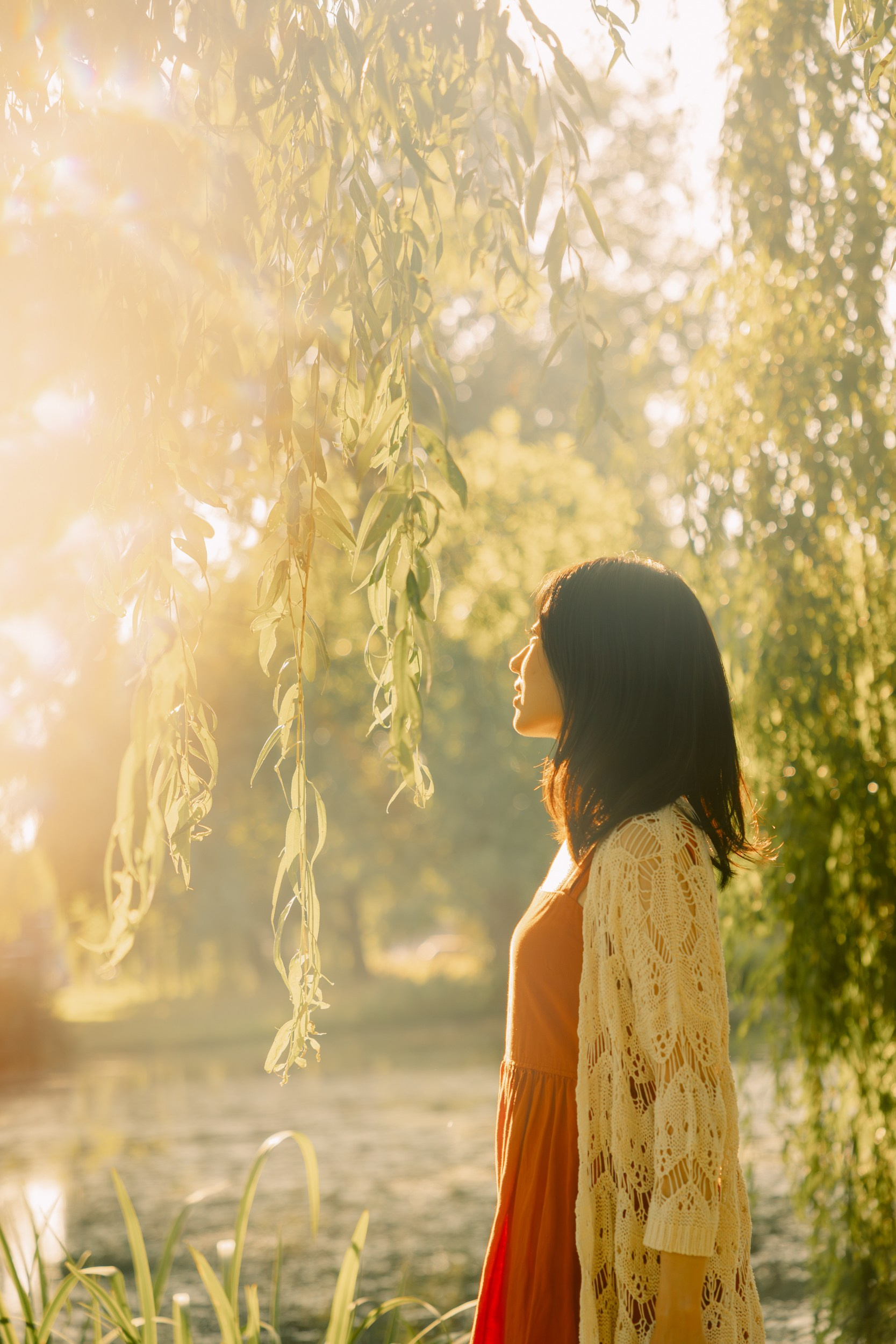Red Dress Photoshoot in Kralingse Bos, Rotterdam — Portraits by the Lake. Romantic & Soulful Photography by Natalia Olhova in Rotterdam