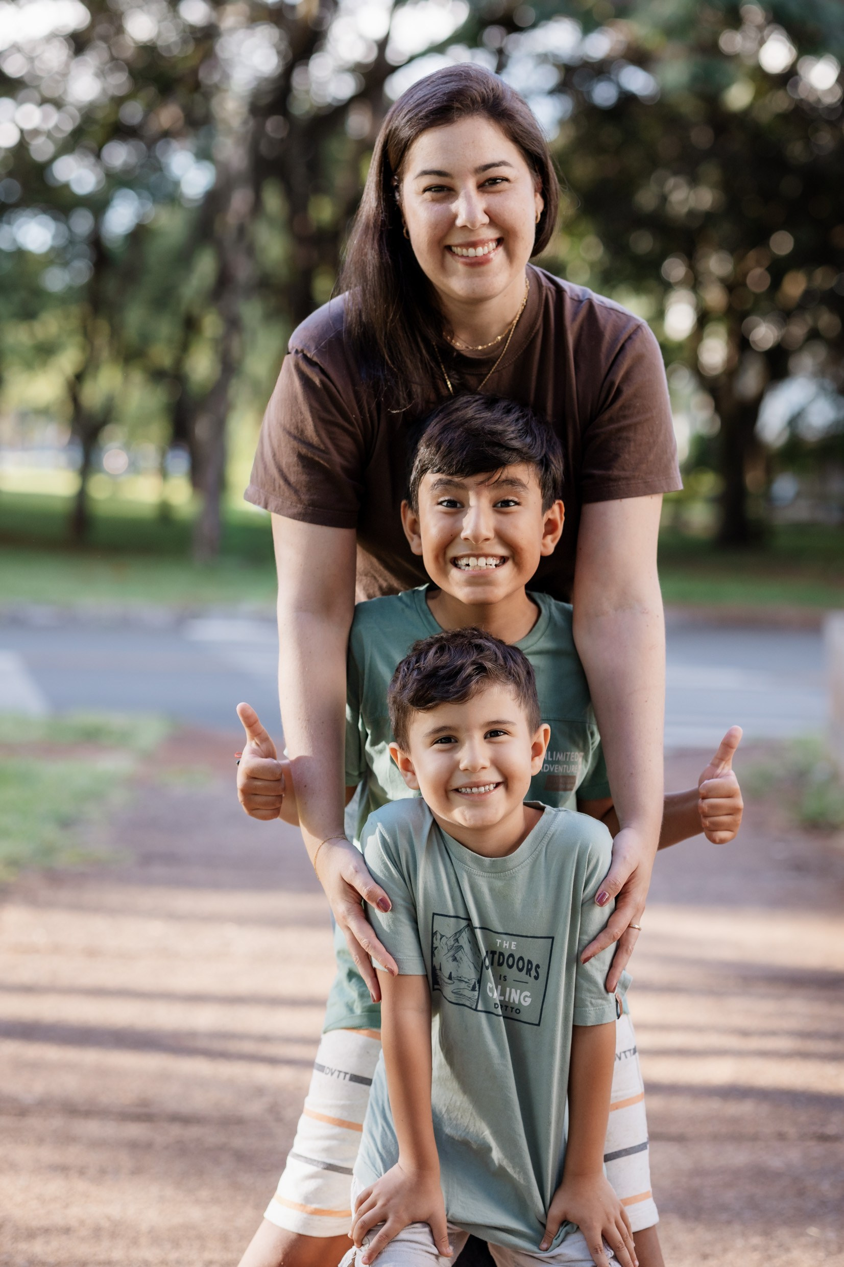 Ensaio mãe e filhos em Brasília • Asa Norte | Fotografia de Família. Fotógrafa em Brasília e Recife | Ensaios de família, gestante e festas infantis — Ize Fotografia