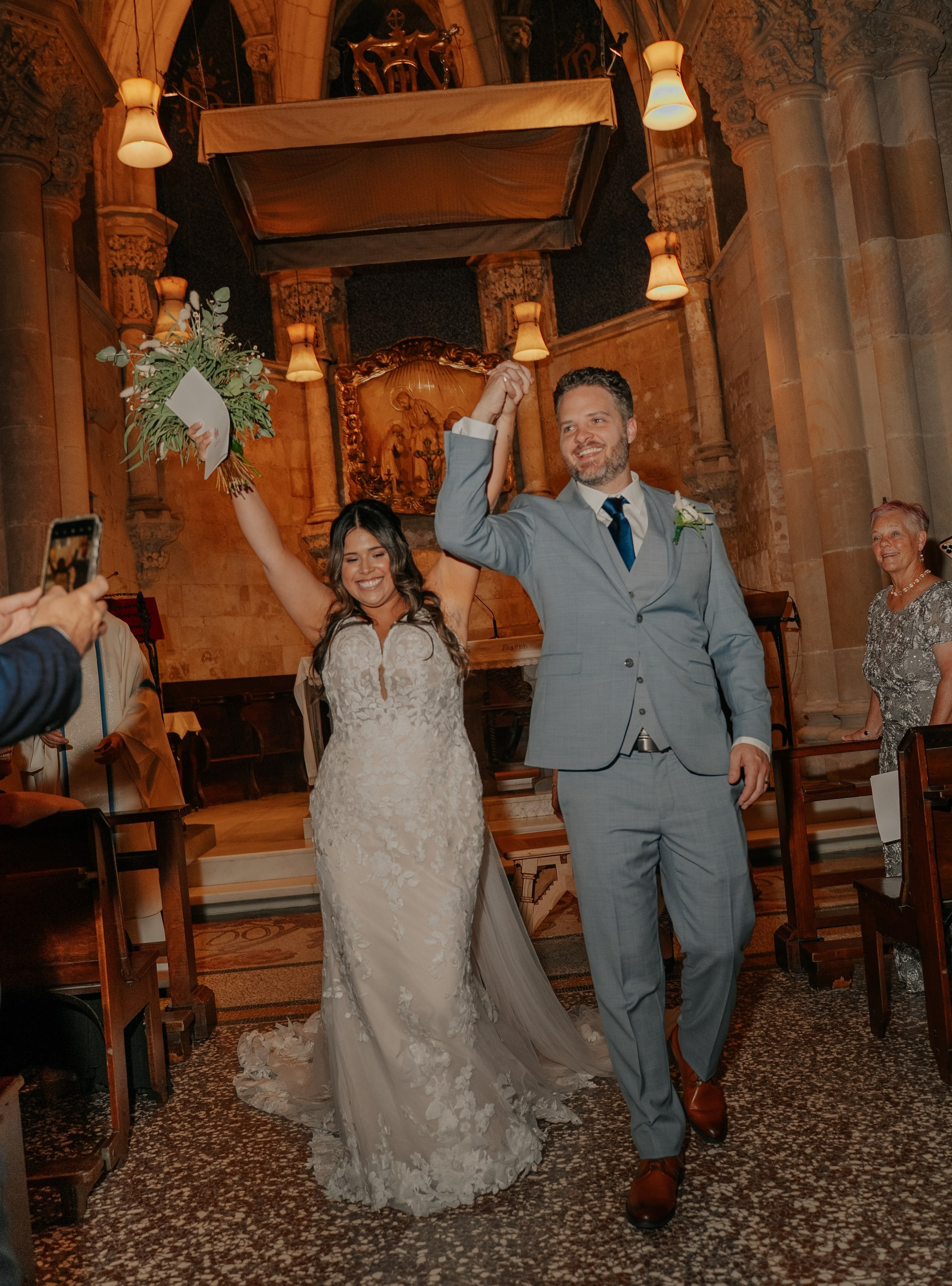 DiaFoto Barcelona Wedding Photoshoot | Barcelona Wedding Photographer. DiaFoto — Wow Photographer in Barcelona | Premium Barcelona Photoshoot Experience